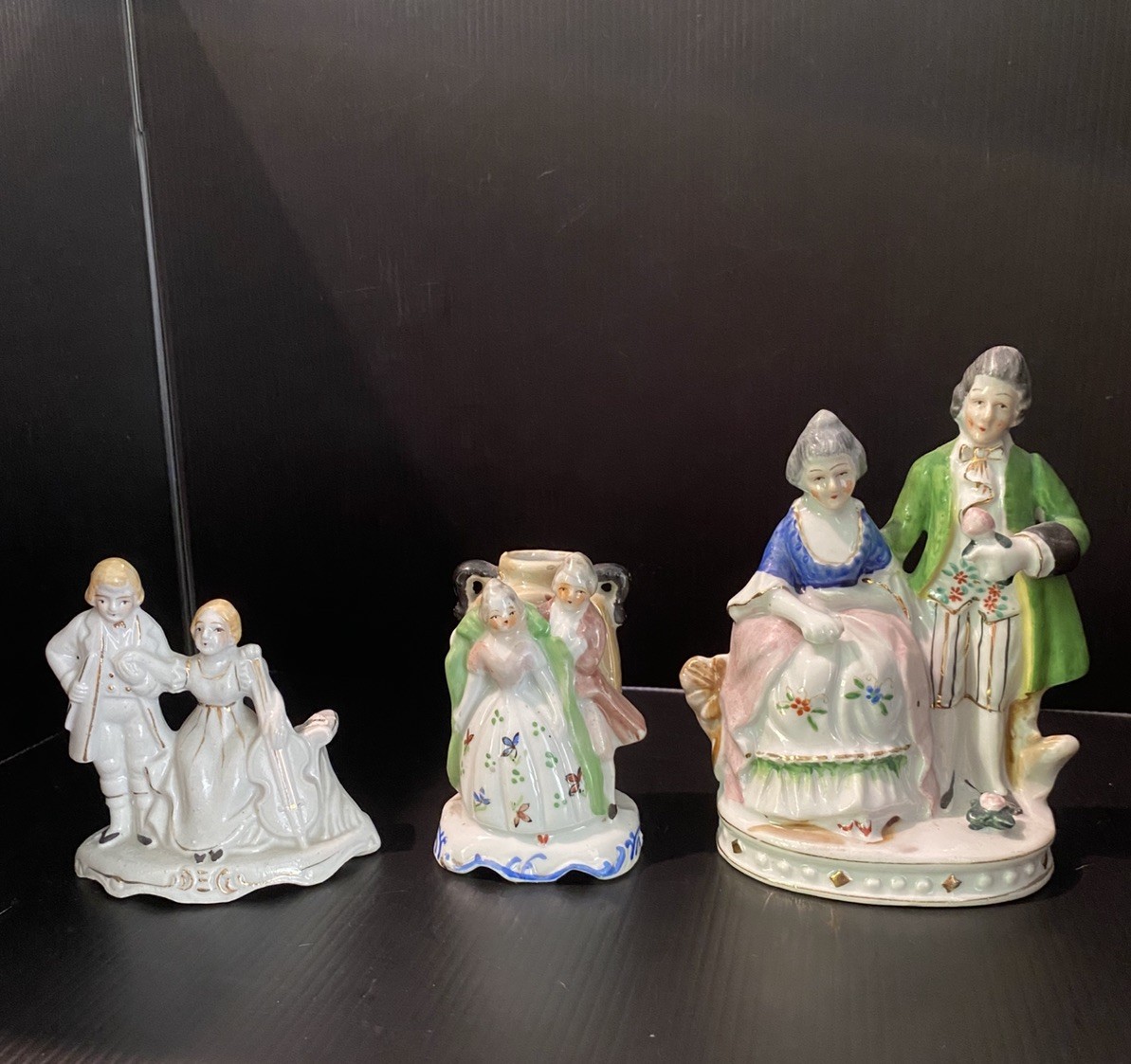 Set Of Three 1940's Occupied Japan Figurines Vintage Rococo Courting Couple