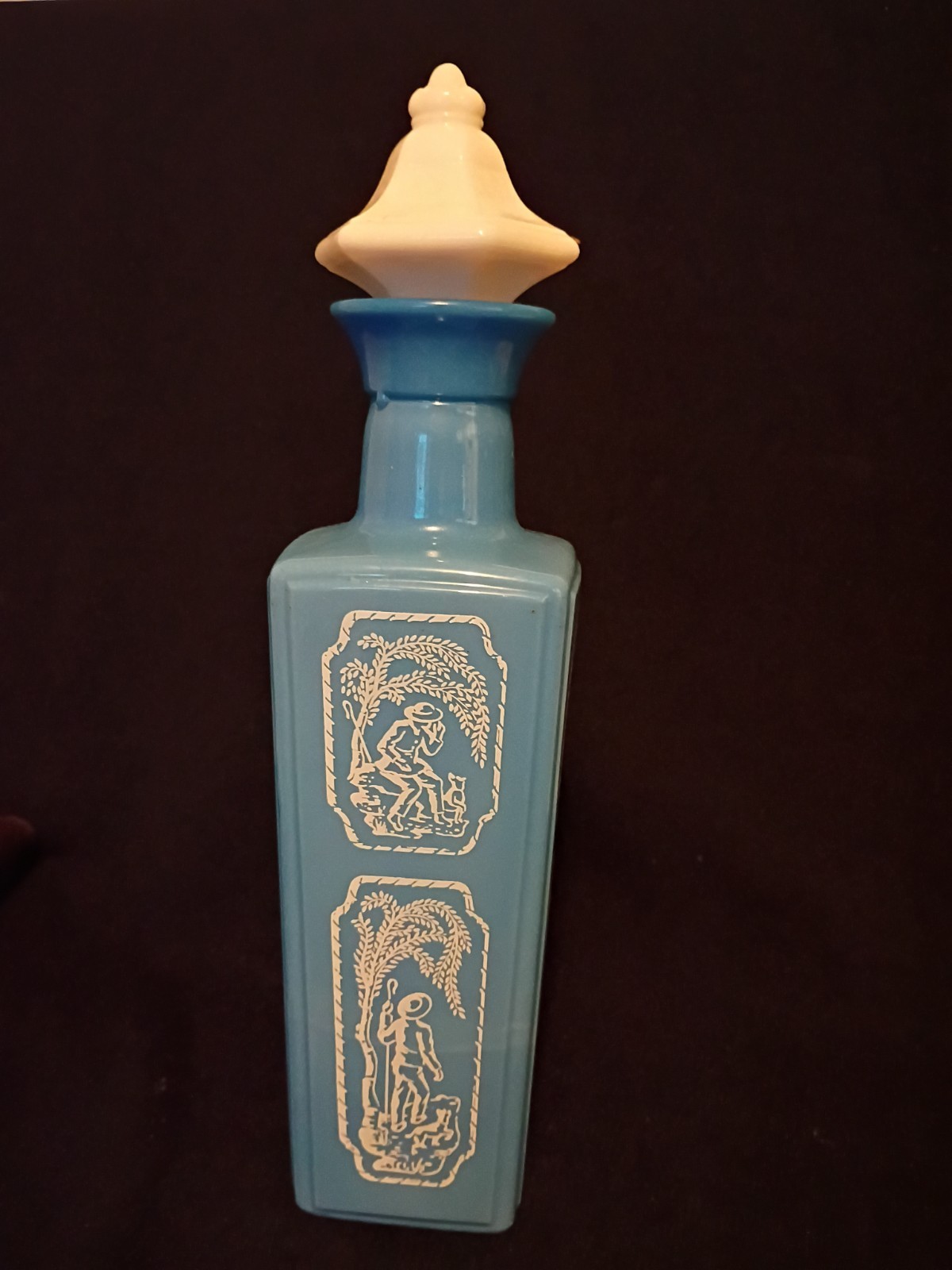 Vintage 1965 Jim Beam Whiskey Blue Slag Milk Glass Decanter “Shepherd & Dog”