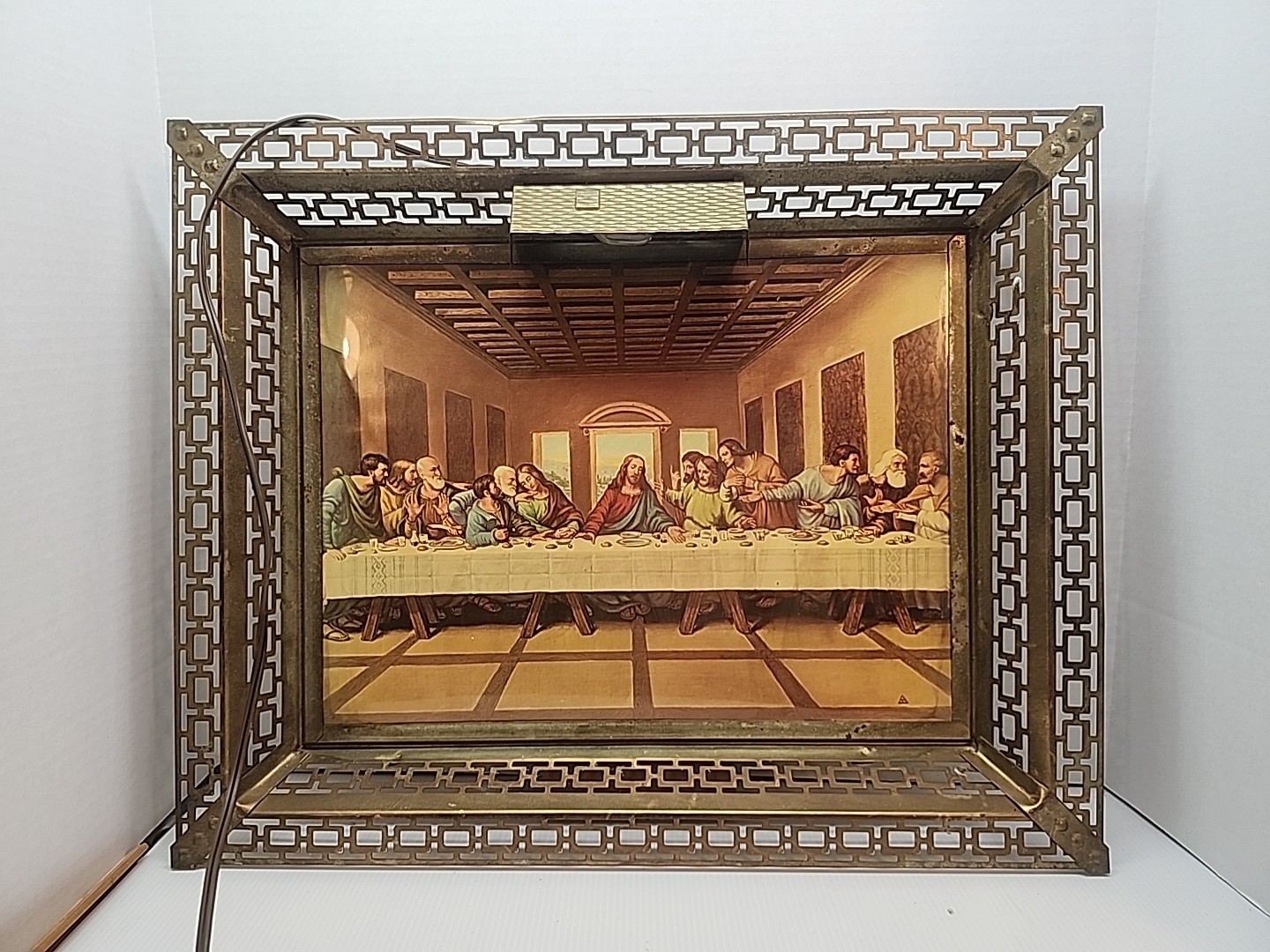 Vintage Metal Filigree Framed Lighted Jesus Last Supper Wall 21x17