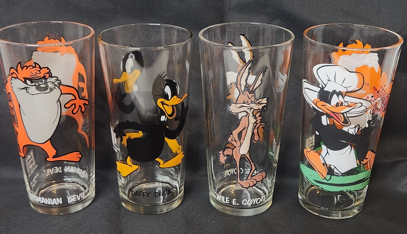 Vtge. 1970s Pepsi Collector Series Set of 4 Looney Tunes 16 oz Glasses*PreOwned*