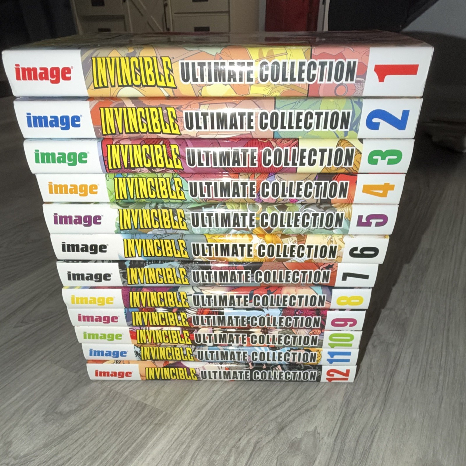 Invincible Ultimate Collection Hardcover Set Vol 1-12 Image Comics Kirkman