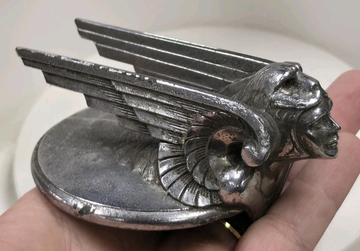 VTG Original 1929-31 Chevy Winged Viking Radiator Cap Hood ornament mascot