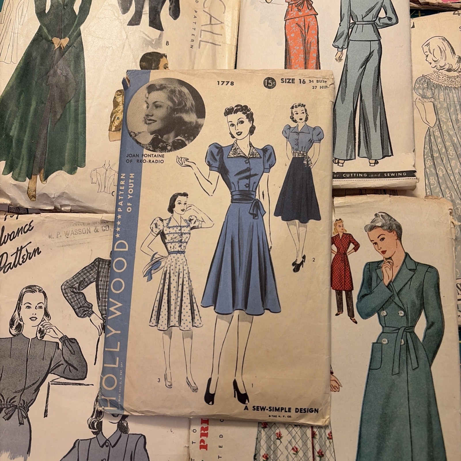 Lot of 15 vintage UNCUT 1930s 40s 50s Sewing Patterns McCall Vogue Hollywood +