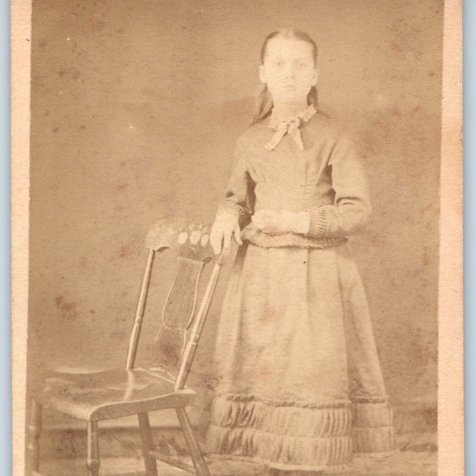 c1870s Nice Young Lady w/ Wood Table Chair Teen Girl CdV Photo Card Bow H27