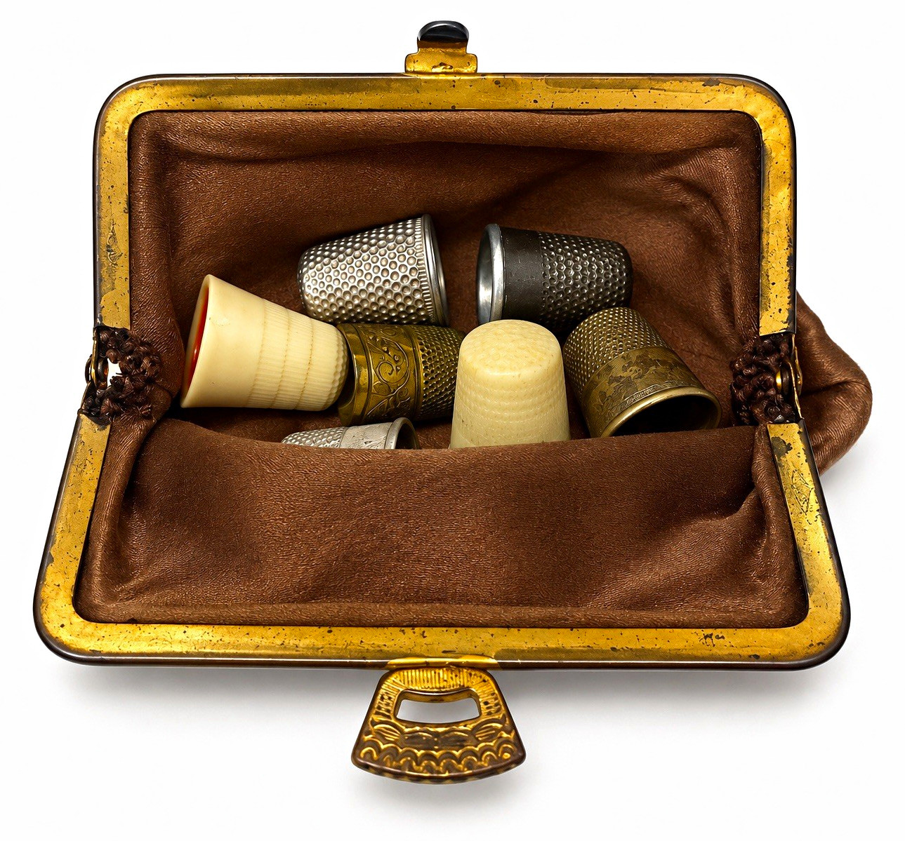 Vintage Lot of 7 Sewing Thimbles Metal & Ivory-Tone with Lewis coin purse