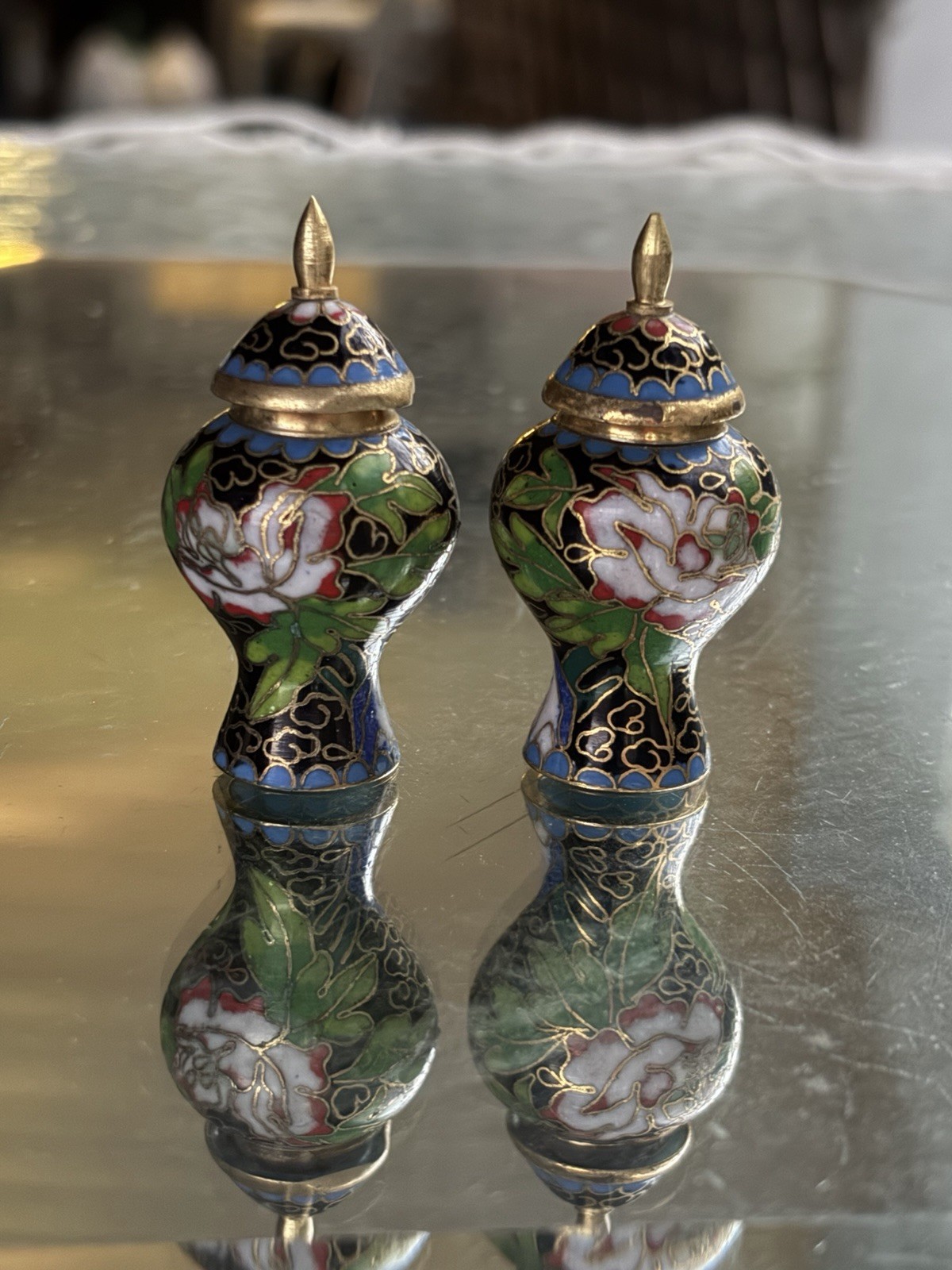 Vintage MINIATURE Chinese Cloisonné Lidded Jar Black, Pink, Gold Floral Enamel 