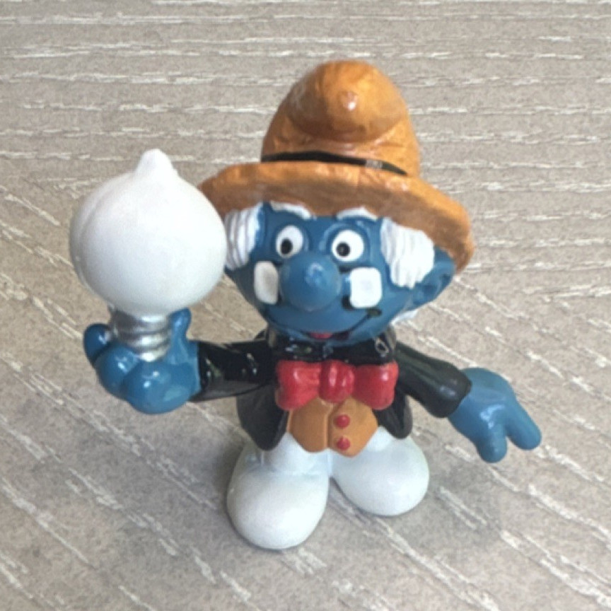VINTAGE Schleich Thomas Edison Smurf Plastic Figurine 