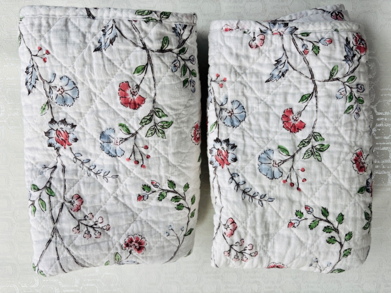 RACHEL ASHWELL SHABBY CHIC PINK BLUE WHITE QUILTED COTTON 2-STD PILLOW SHAMS