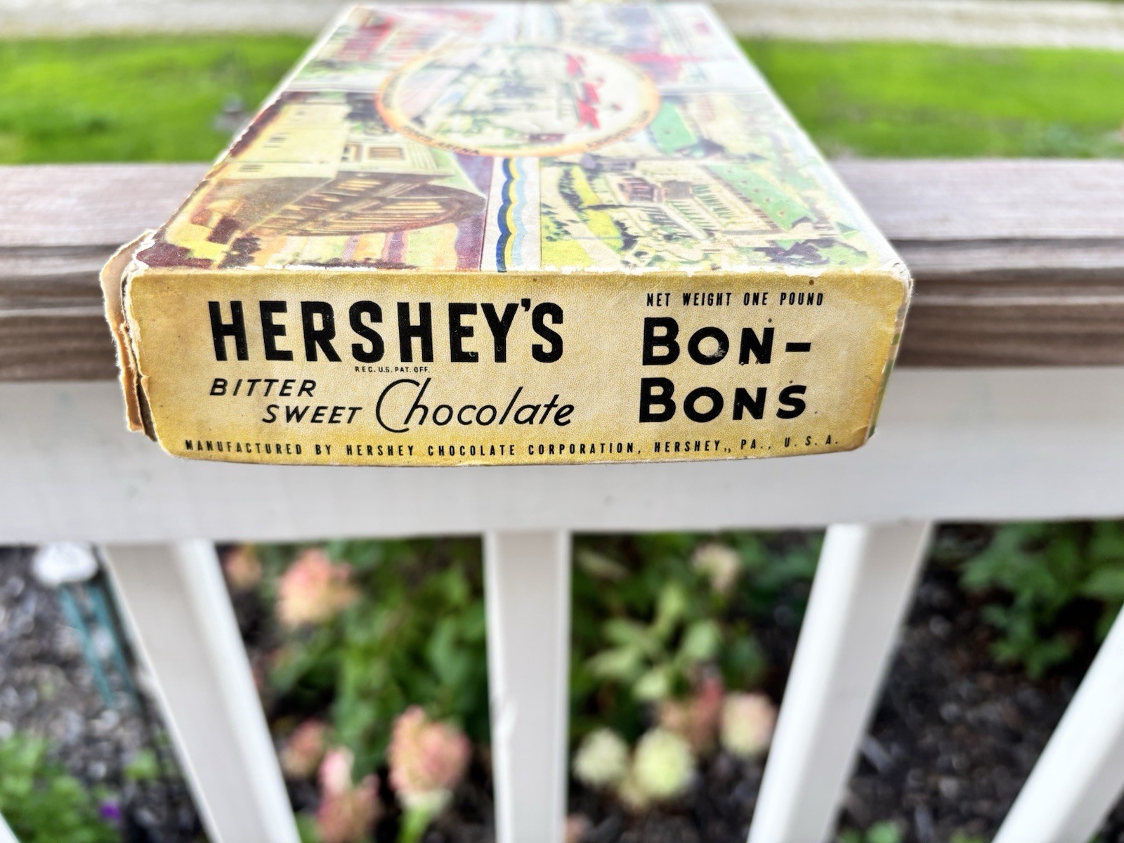 Vintage 30s Hershey's Bittersweet Chocolate Bon-Bons 1 lb Box-Souvenir Graphics