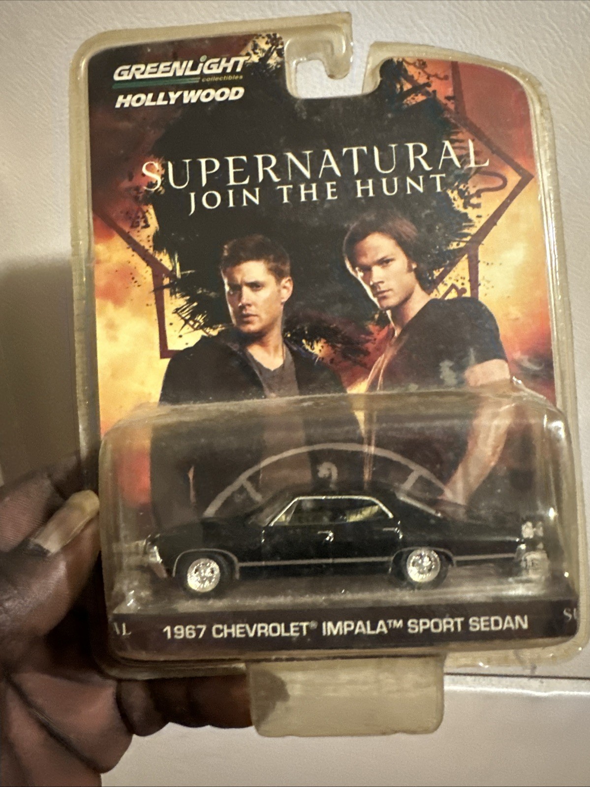 Greenlight Hollywood Supernatural Join The Hunt 1967 Chevrolet Impala Sport