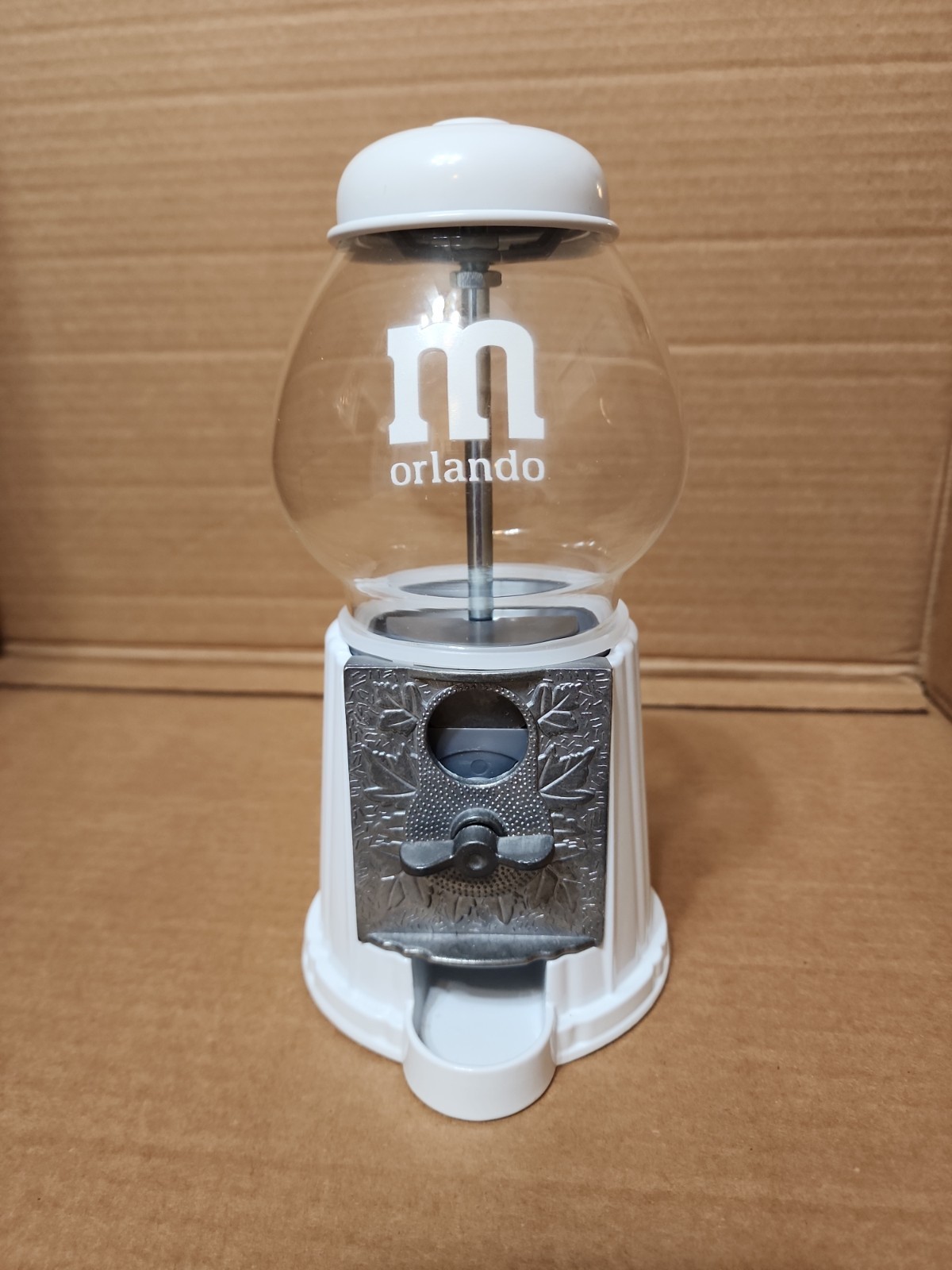 Vintage M&M\'s World Orlando White Classic Candy Dispenser Gumball Machine Bank