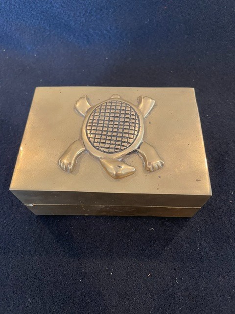 Heavy Solid Brass 5X3.5 X2.25 Trinket/Jewerly Box Stylized Turtle Decoration