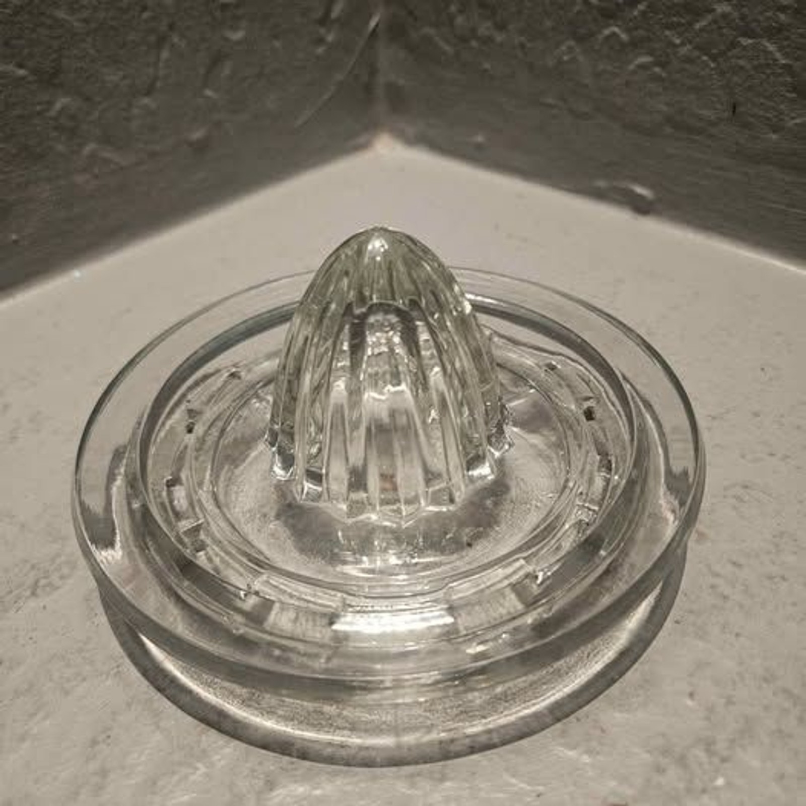 Vintage Clear Glass Citrus Lime Lemon Orange Reamer Juicer