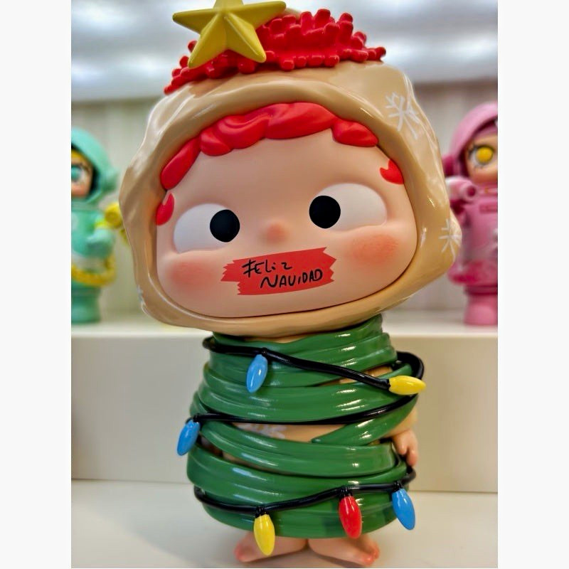 OZAI Disguising A Christmas Tree 2023 Limited Figure