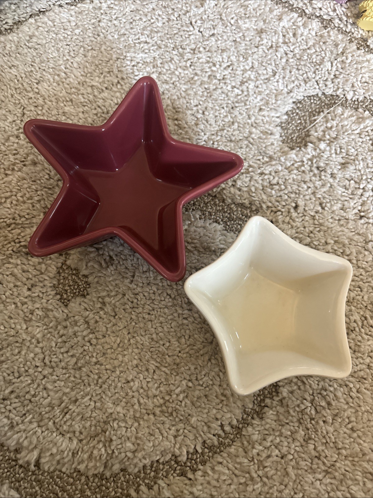 2 Longaberger Pottery Woven Traditions  STAR Dish Burgundy And White