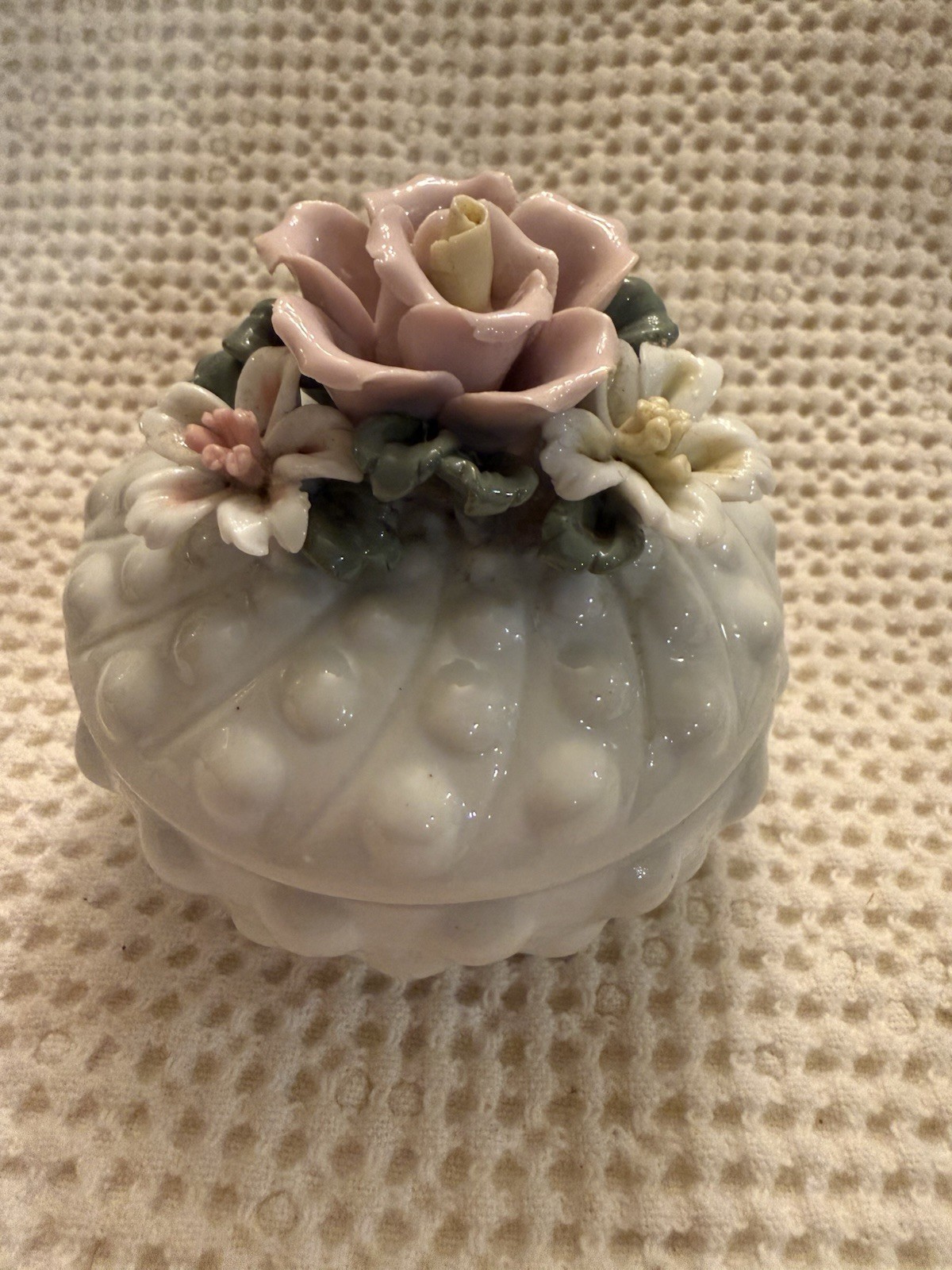 VTG White Hobnail W/ Floral Top Porceline Trinket Jewelry Dish VTG White Hobnail W/ Floral Top Porceline Trinket Jewelry Dish