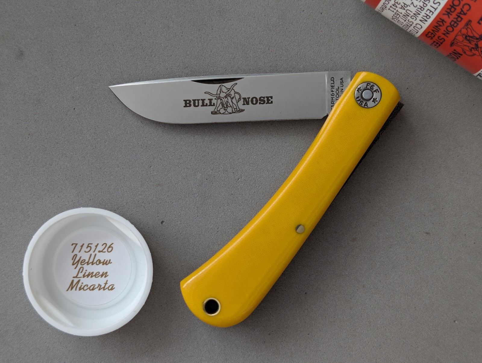 GEC Great Eastern Cutlery #71 Farm & Field Bull Nose 715126 Yellow Linen Micarta