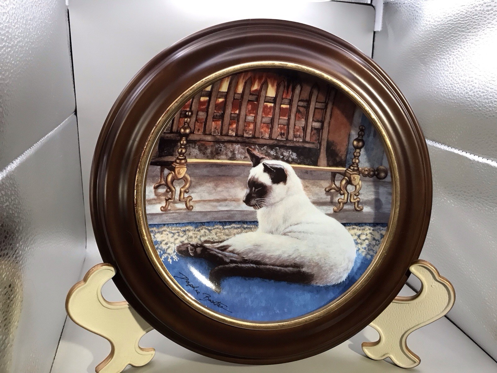 Franklin Mint Slumbering Siamese Signed By Daphne Baxter JA4429 Wood Frame