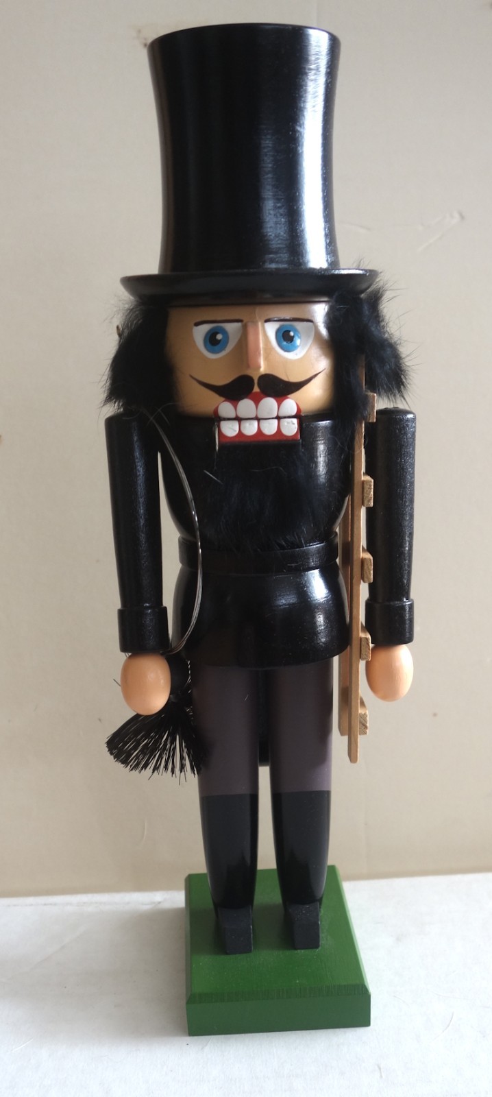 Vintage Erzgebirgische Volkskunst Nutcracker, 12\