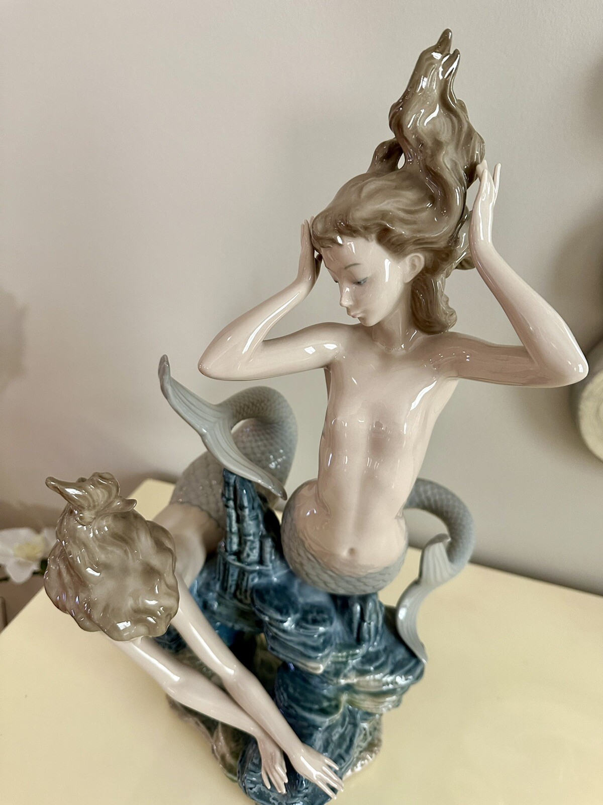 1978 LIADRO MERMAIDS PLAYING, PORCELAIN 16 1/2 