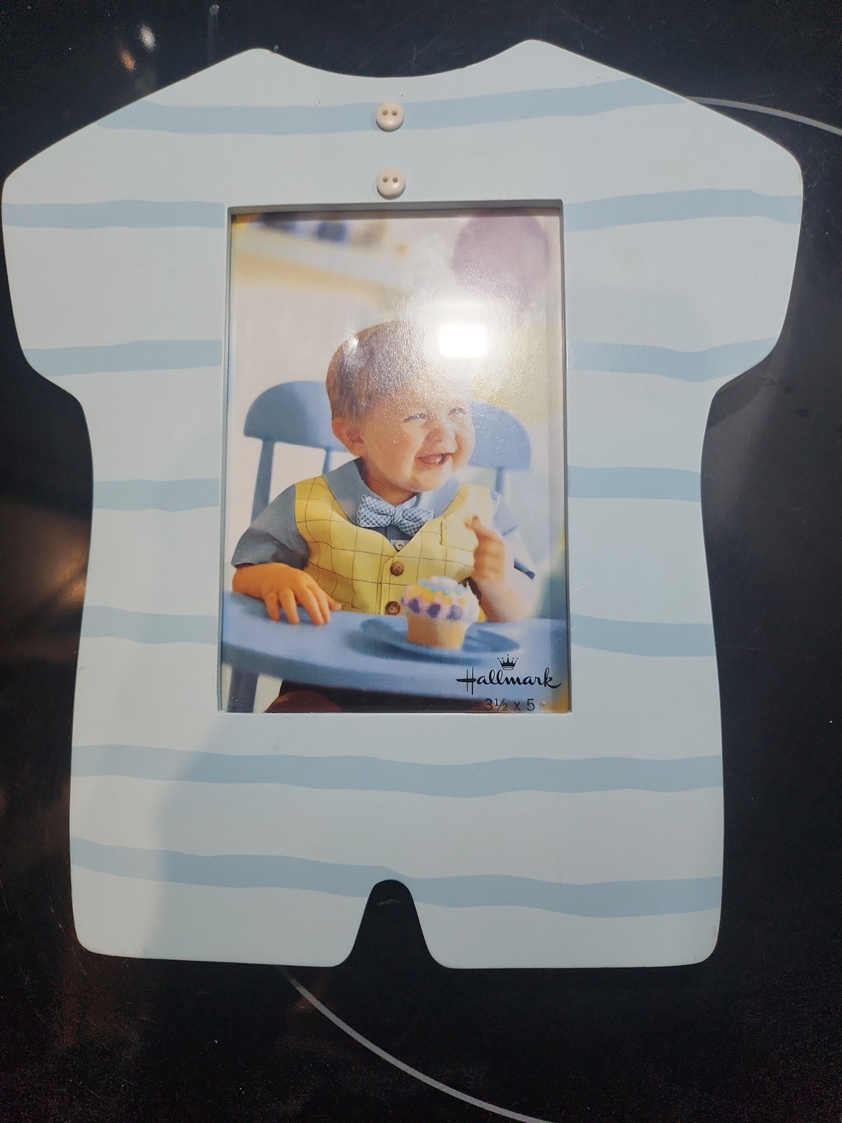 Hallmark~Baby Boy Outfit~Wooden Frame~Holds 3 1/2\ Hallmark~Baby Boy Outfit~Wooden Frame~Holds 3 1/2\