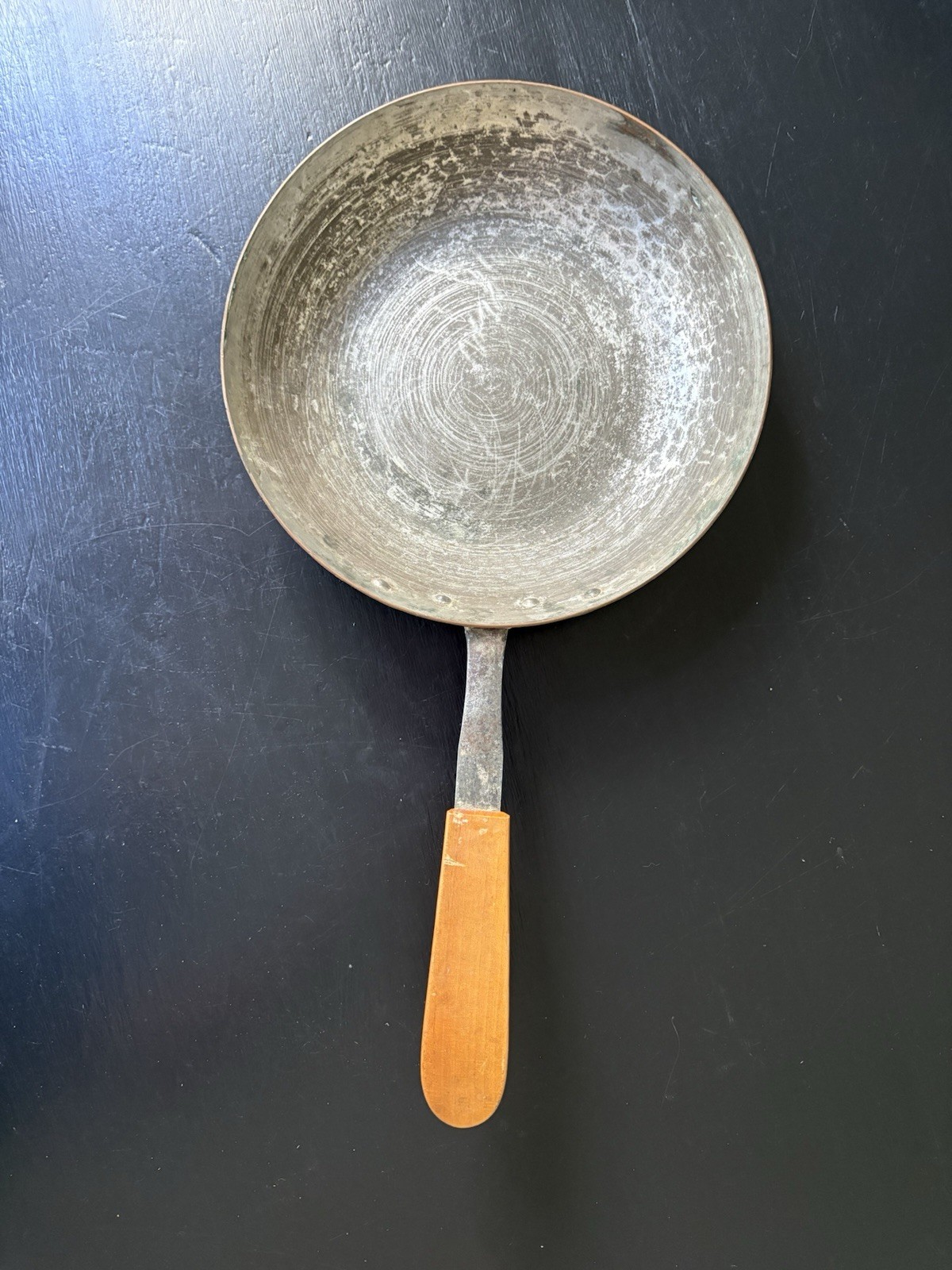Vintage Stockli Swiss Hammered Copper Frying Pan Skillet 9.5\