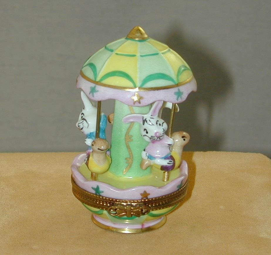 E.C. Versailles Limoges France Peint Main Bunny Rabbit Carousel Porcelain Box #d