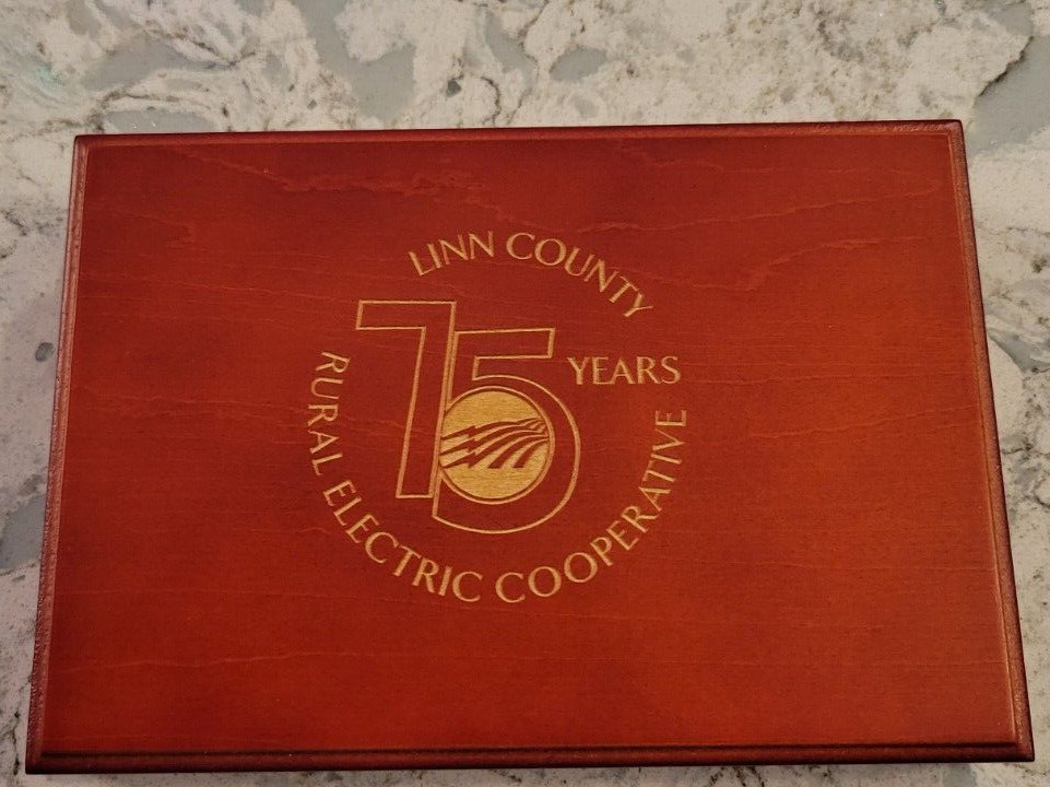 New Vintage Linn County Rural Electric Cooperative 75 Years Cards Wood Box Iowa New Vintage Linn County Rural Electric Cooperative 75 Years Cards Wood Box Iowa