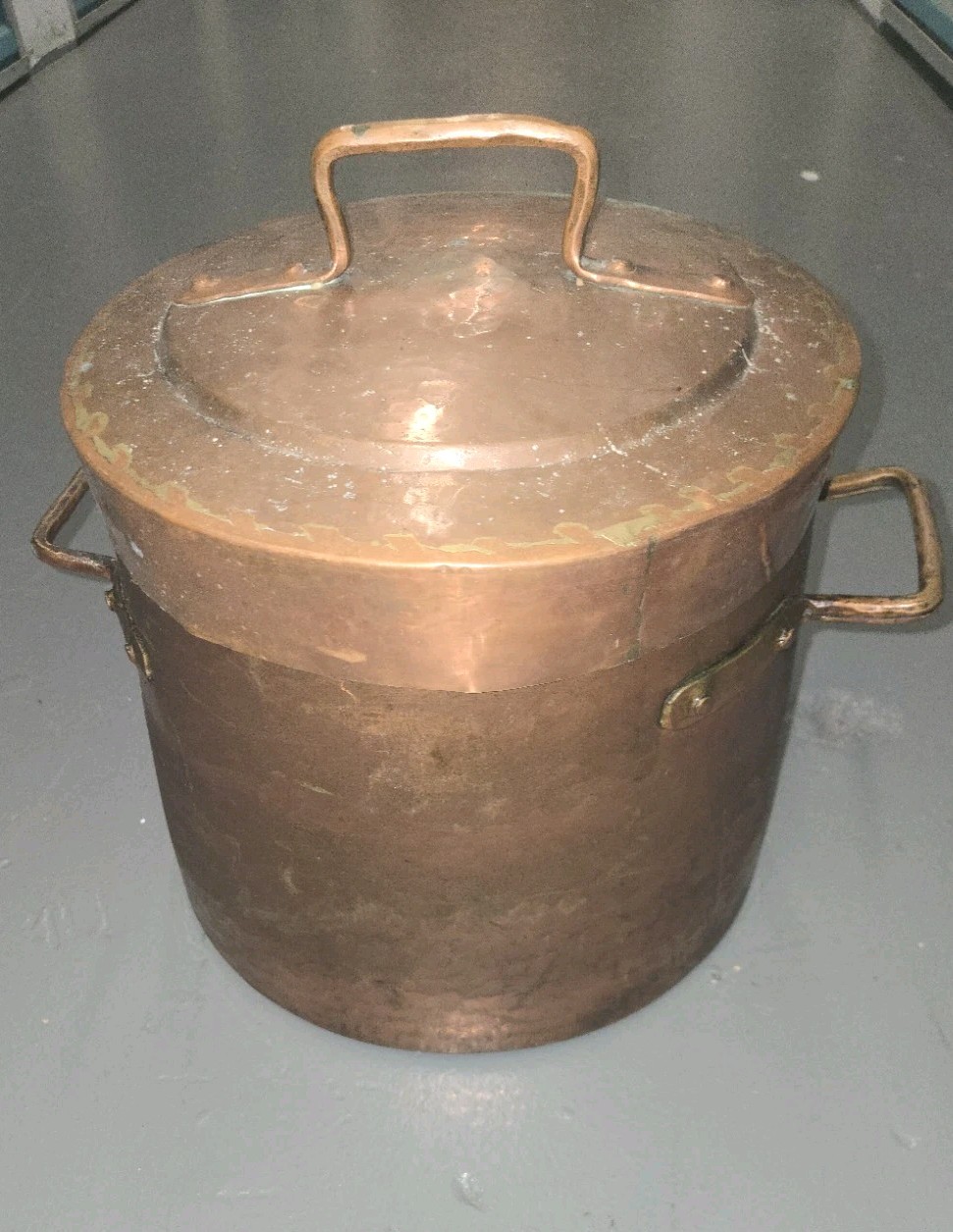 Large Heavy Antique Early 19th Century Dovetailed Copper Pot W Lid 