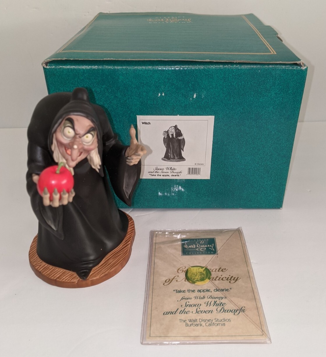 WDCC Disney Villain Witch Hag  \