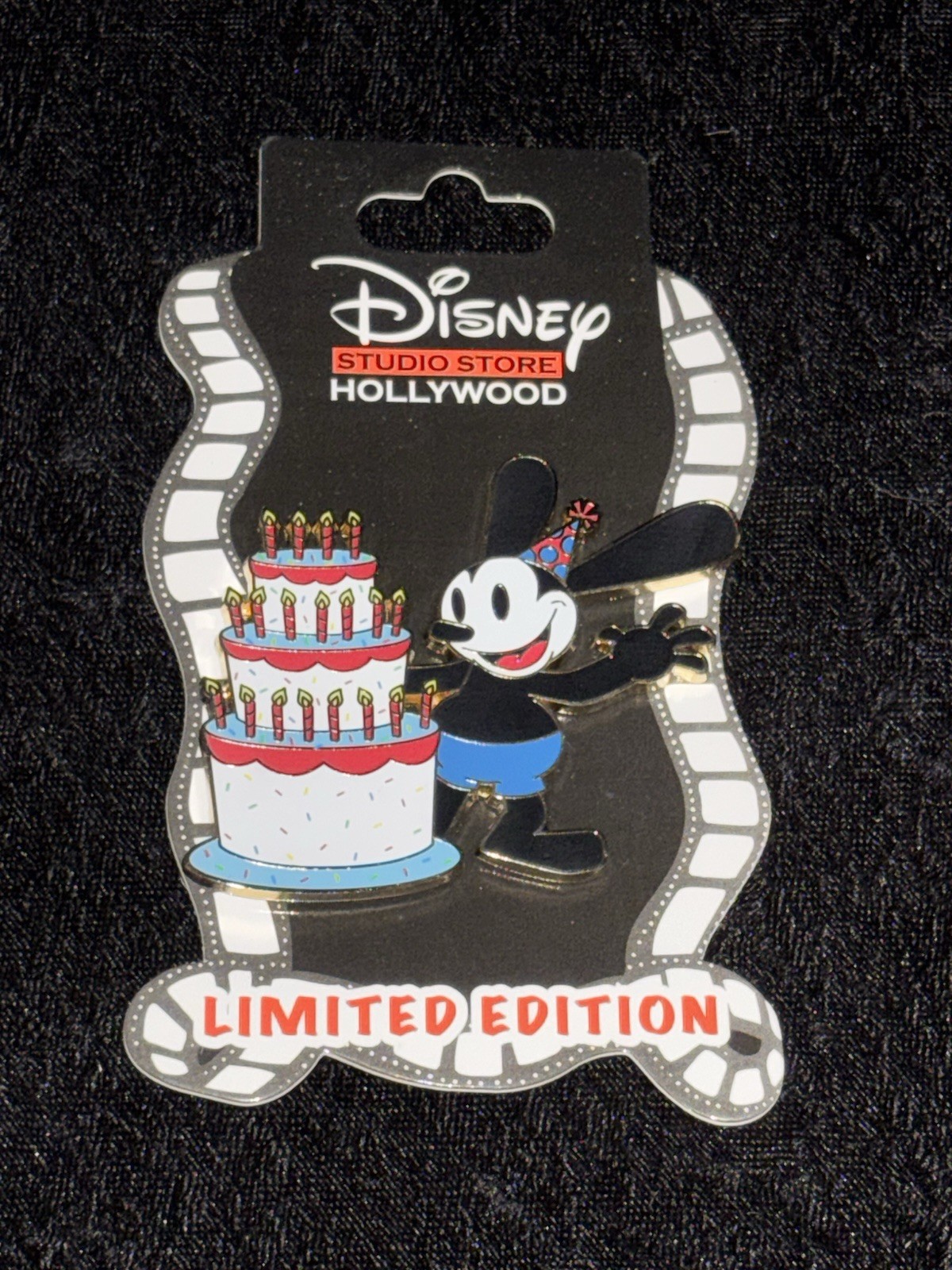 Disney 2017 DSF DSSH Oswald The Lucky Rabbit 90th Birthday LE 200 Pin