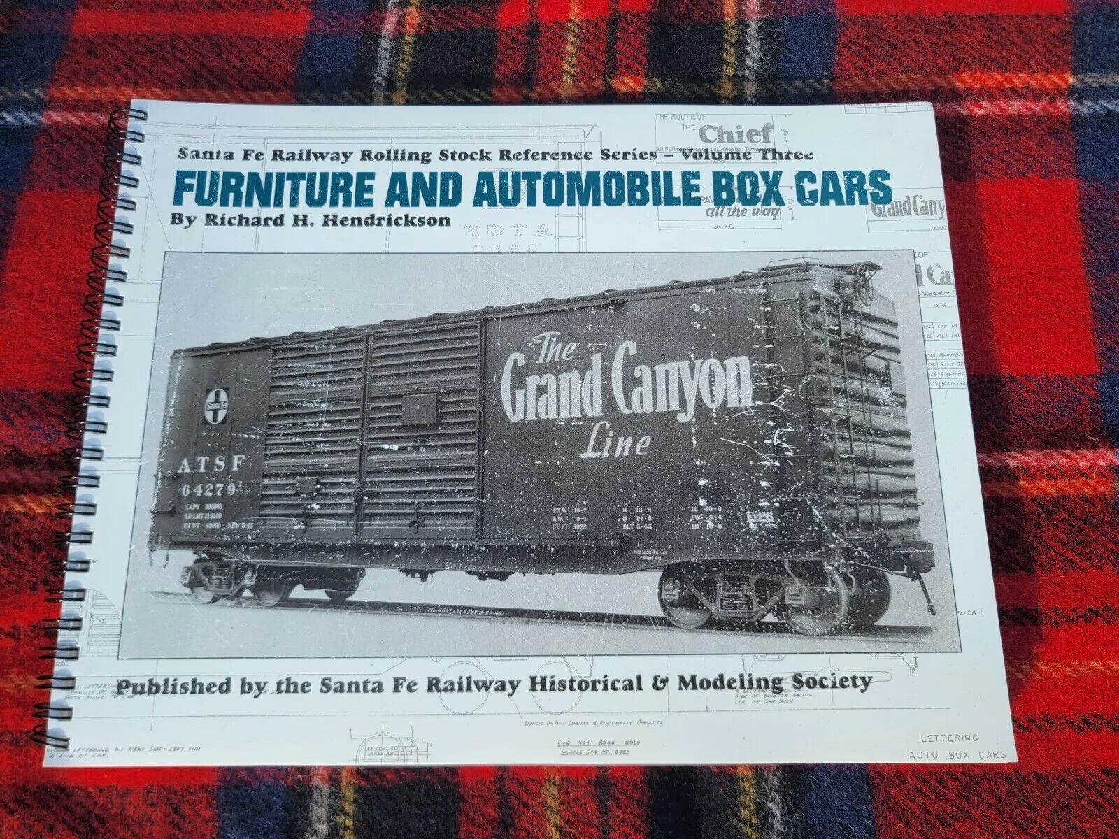 SANTA FE RAILWAYS REFERENCE SERIES FURNITURE AND AUTOMOBILE BOX CARS VOL 3