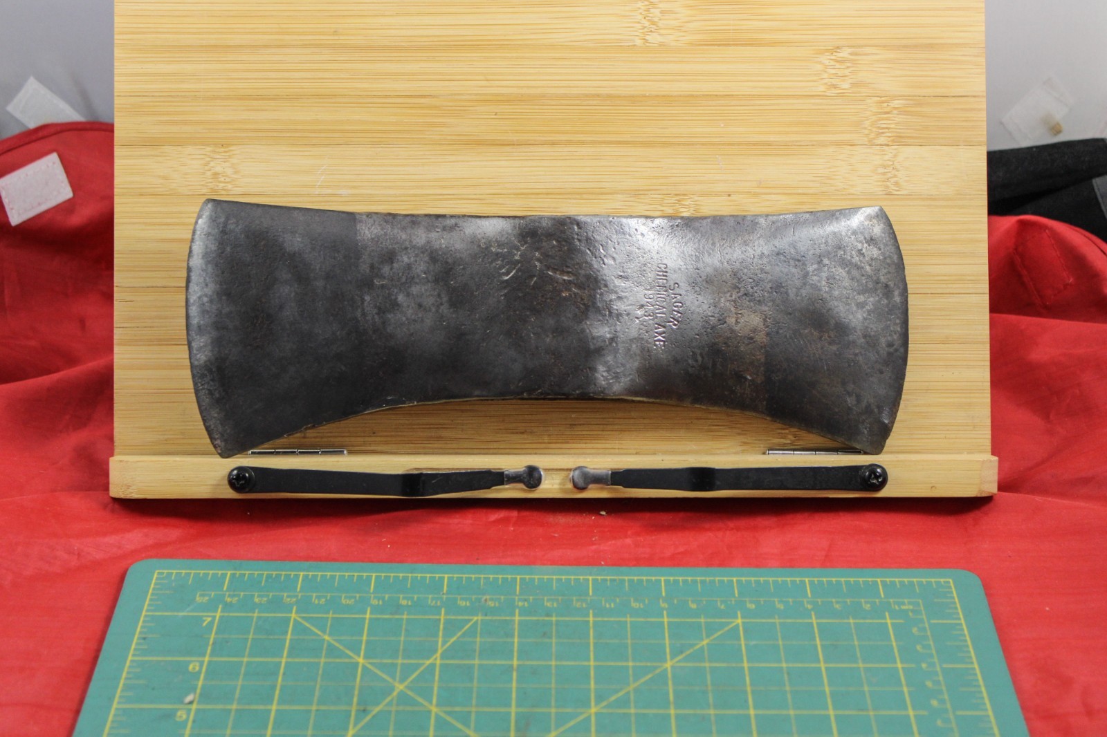 1943 Sager Chemical Double Bit Axe - Possible Worn-Down Puget Sound head 1943 Sager Chemical Double Bit Axe - Possible Worn-Down Puget Sound head