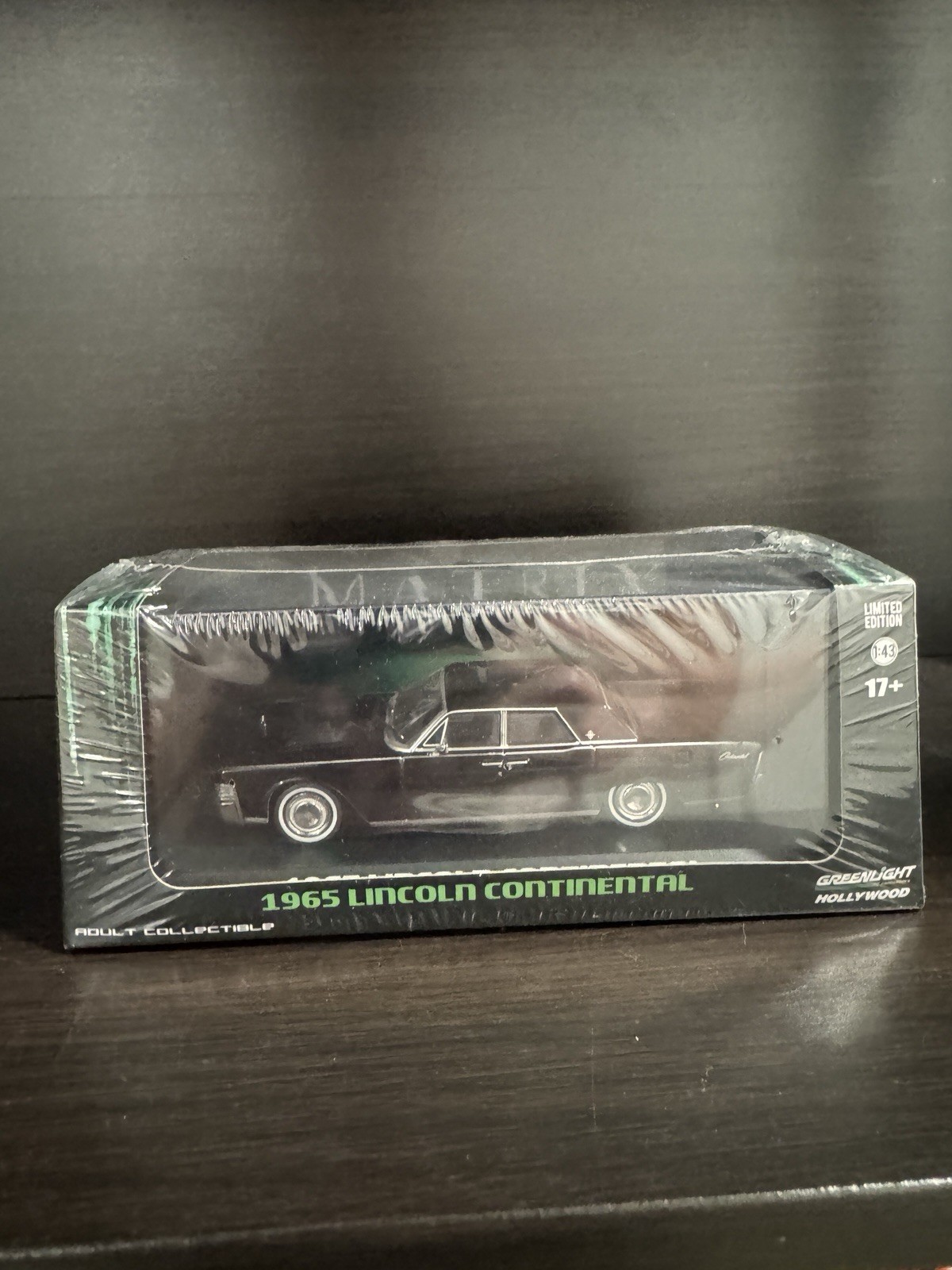 1/43 LINCOLN CONTINENTAL THE MATRIX 1965 GREENLIGHT 86512 EXTREMELY RARE