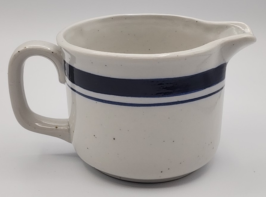 Lauffer Blueberry Creamer Blue Bands Speckled 3\