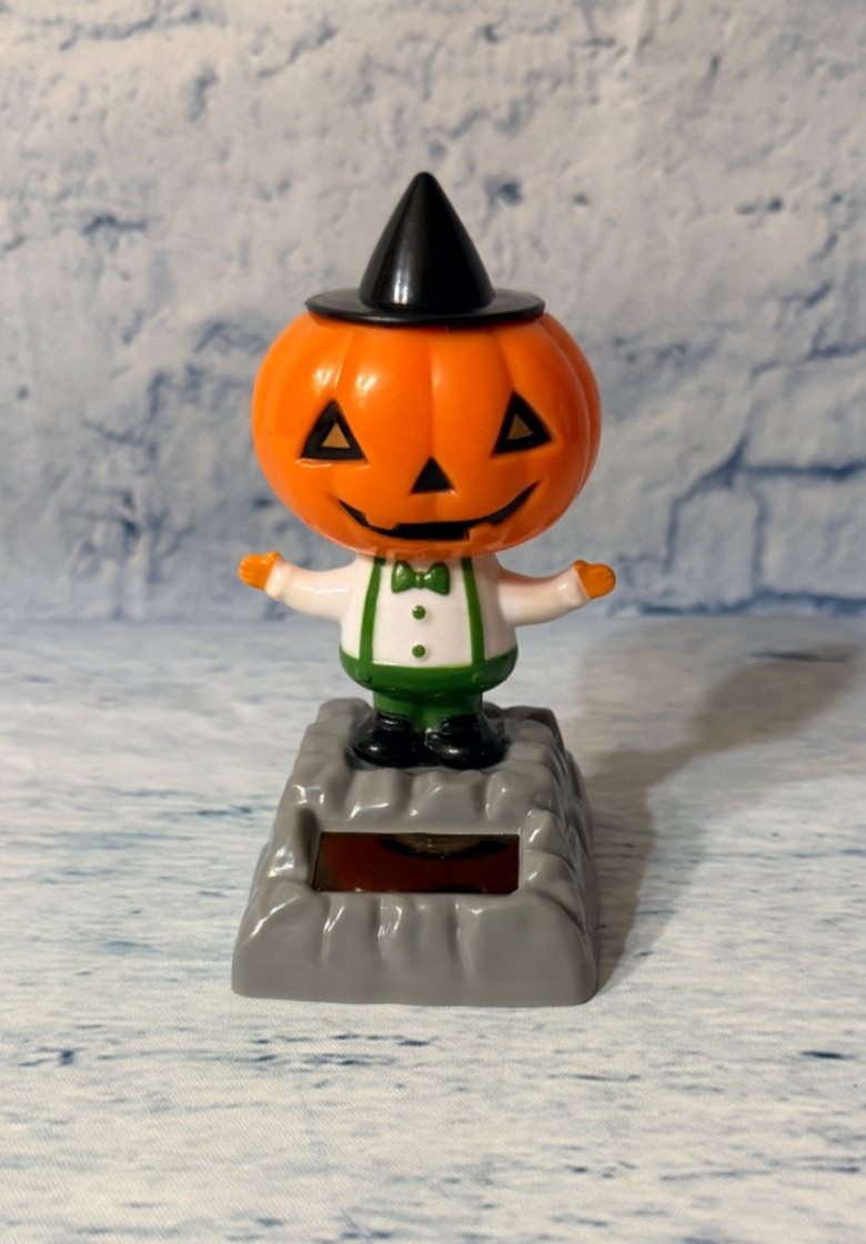 FSG 2014 Solar Powered Dancing Bobblehead Jack-o-Lantern Pumpkin 4.5” Works Fine