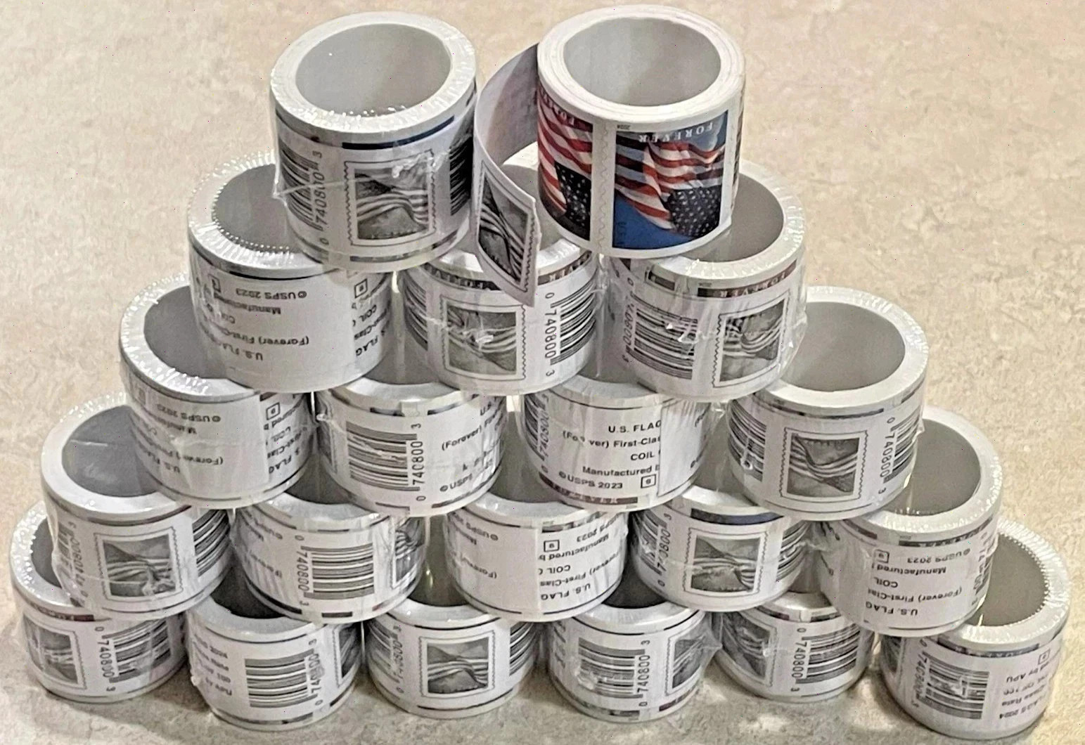 20 Rolls of 100 USPS Postage Stamps, Totaling 2000 Pieces 2024 US FAST SHIPPING 20 Rolls of 100 USPS Postage Stamps, Totaling 2000 Pieces 2024 US FAST SHIPPING