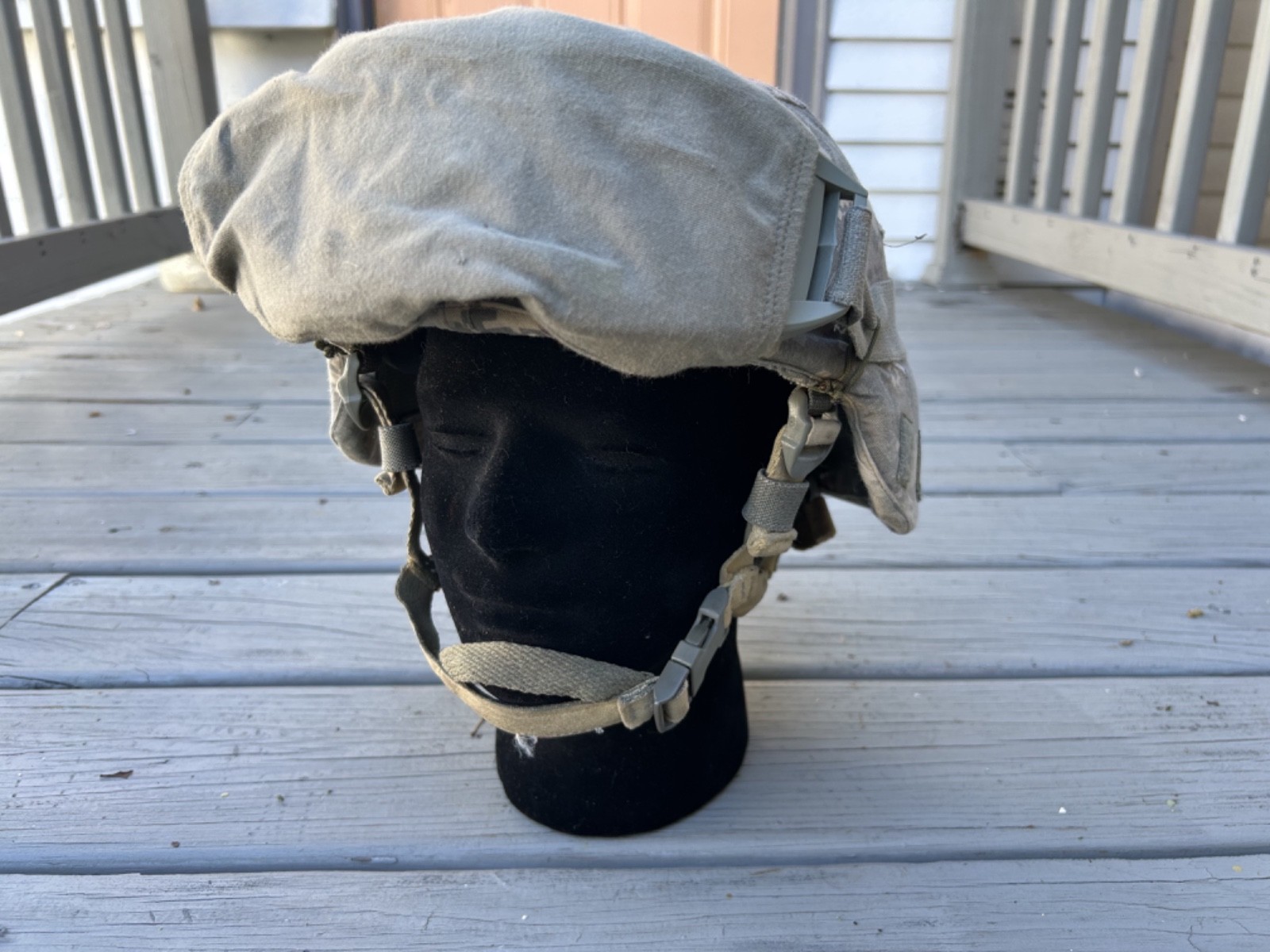 Extra Large US Military ACH Ballistic Helmet Army Camo ACU Goggles GWOT