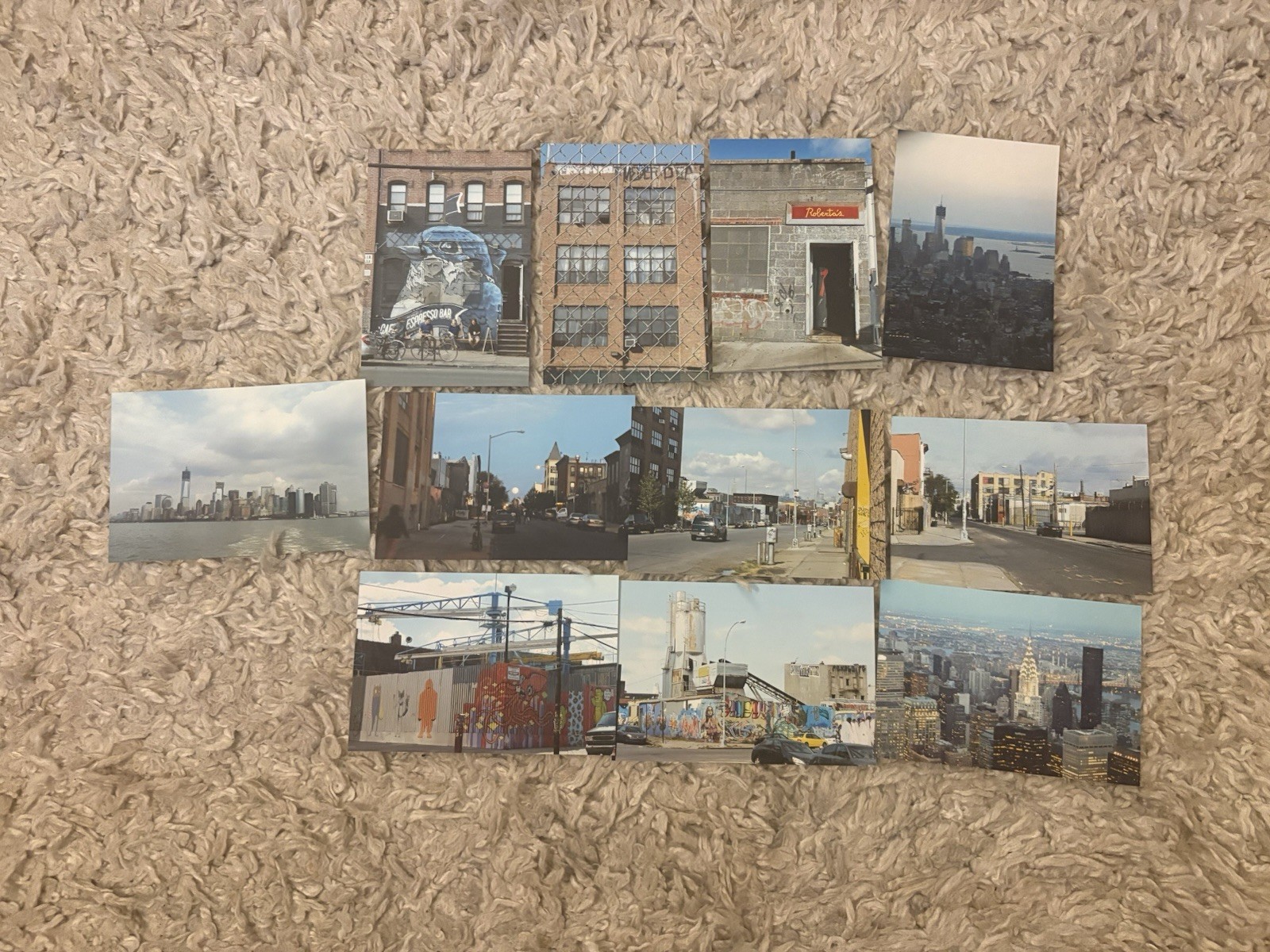 Original NYC Found Old Color 4x6 Photos Y2K 2000s Vintage Snapshots 5 Pointz WTC Original NYC Found Old Color 4x6 Photos Y2K 2000s Vintage Snapshots 5 Pointz WTC