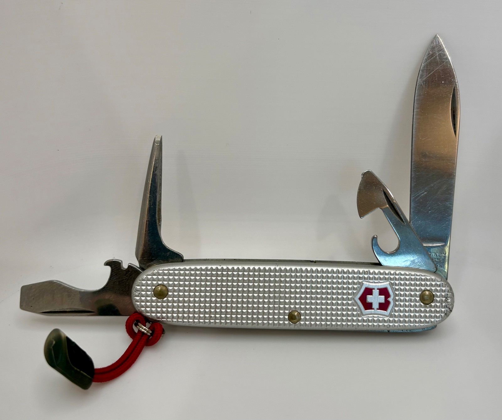 Victorinox Pioneer Alox Silver Swiss Army Knife 93mm
