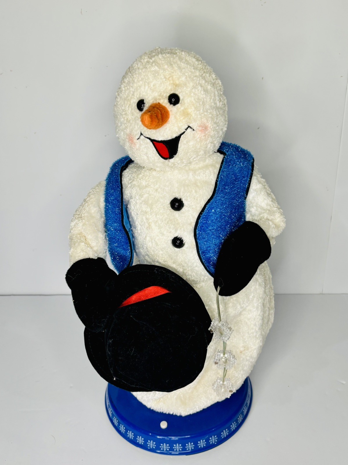 Vintage 2003 Gemmy Animated Spinning Snowflake Snowman Blue Vest Snow Miser