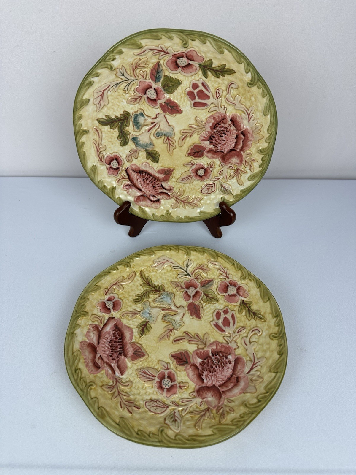 Longaberger Majolica Garden Luncheon Plate Set Of 2 (9”)