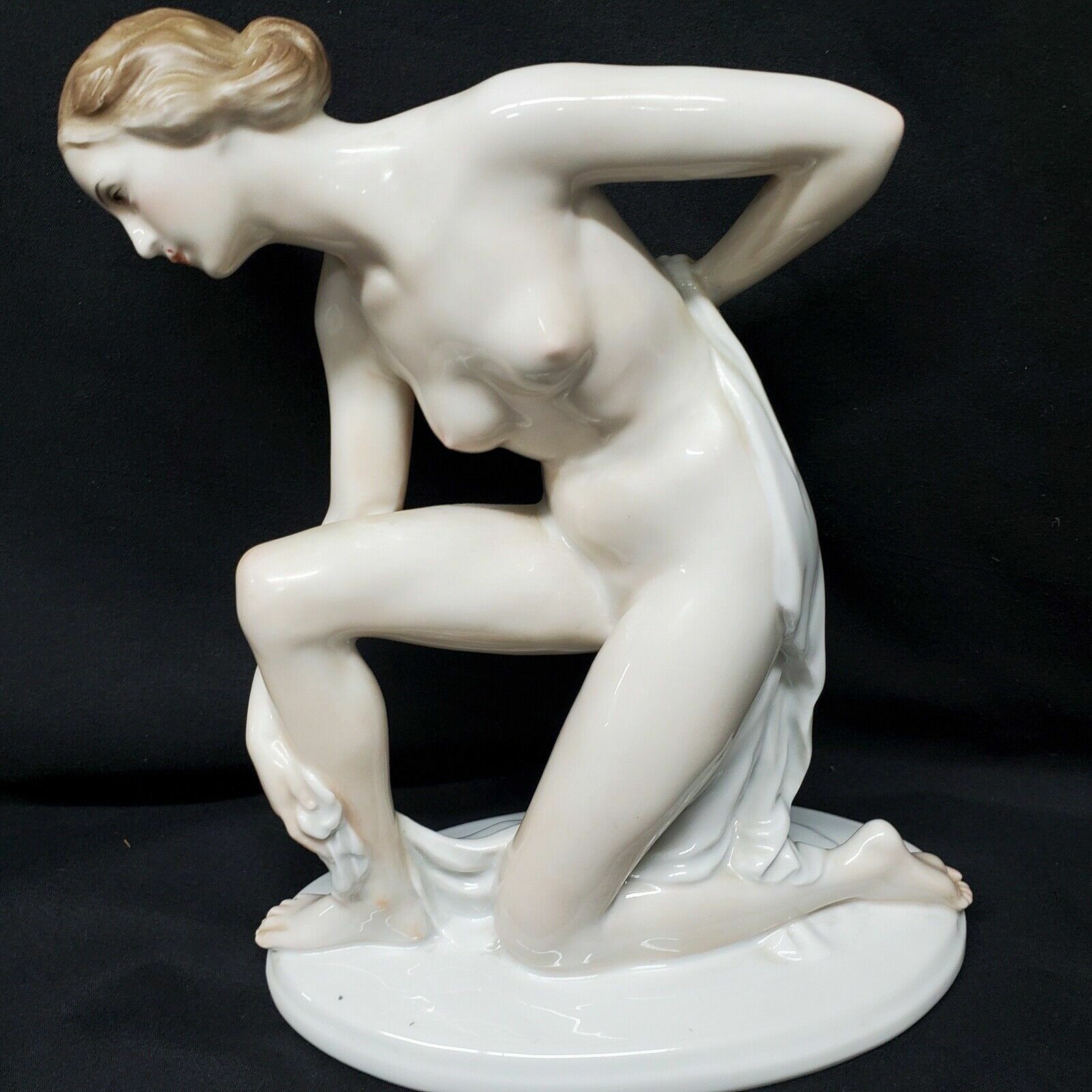 Antique German Porcelain Rosenthal Art Deco Nude, Karl Lysek,1871-1956, 8.25\