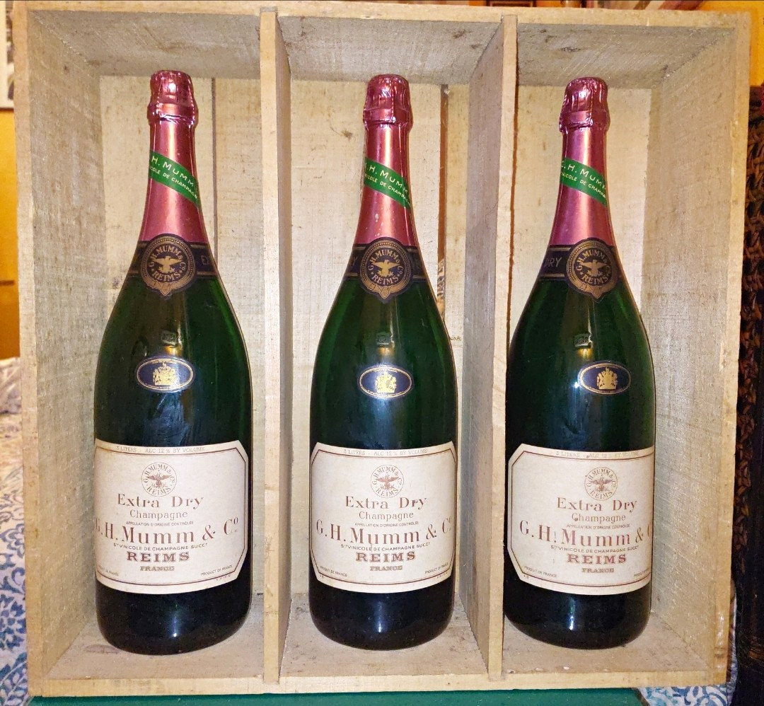 G.H. Mumm & Co Wood 3Bottles Advertising DUMMIES DISPLAY 