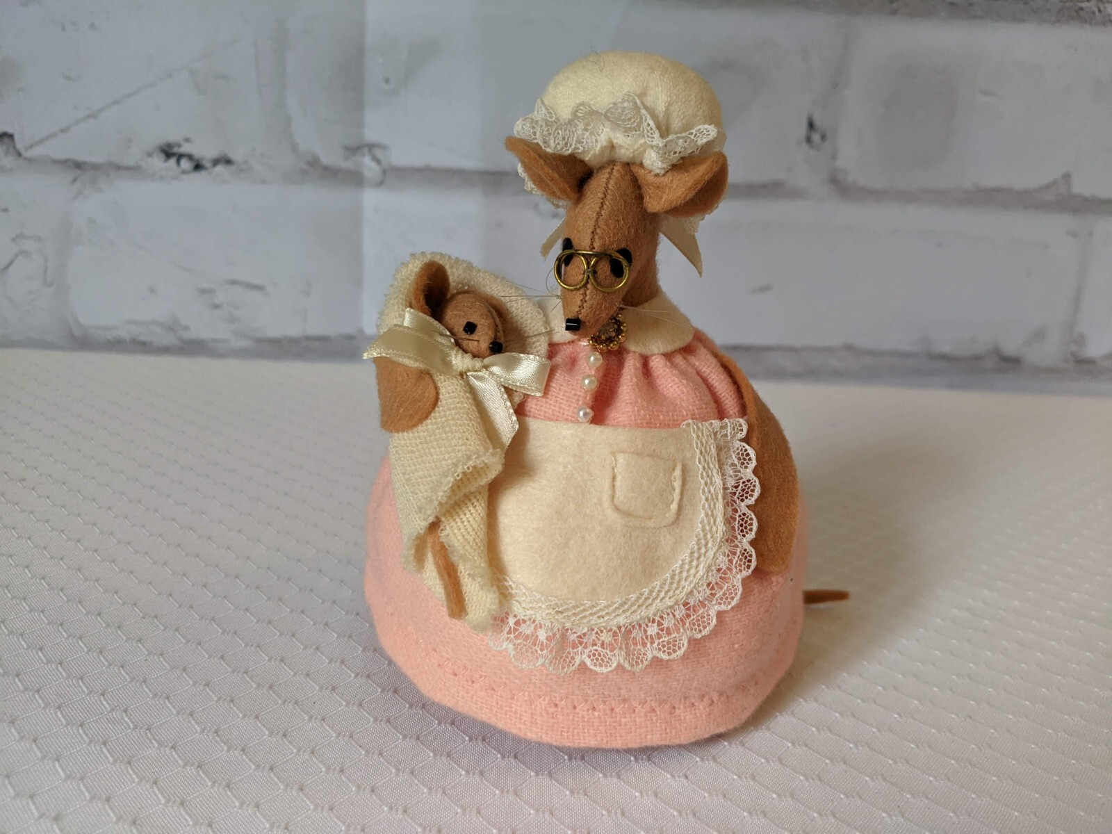 VTG Mother & Baby Felt Mouse Handmade Anthropomorphic Jeweled Ornament Cottage