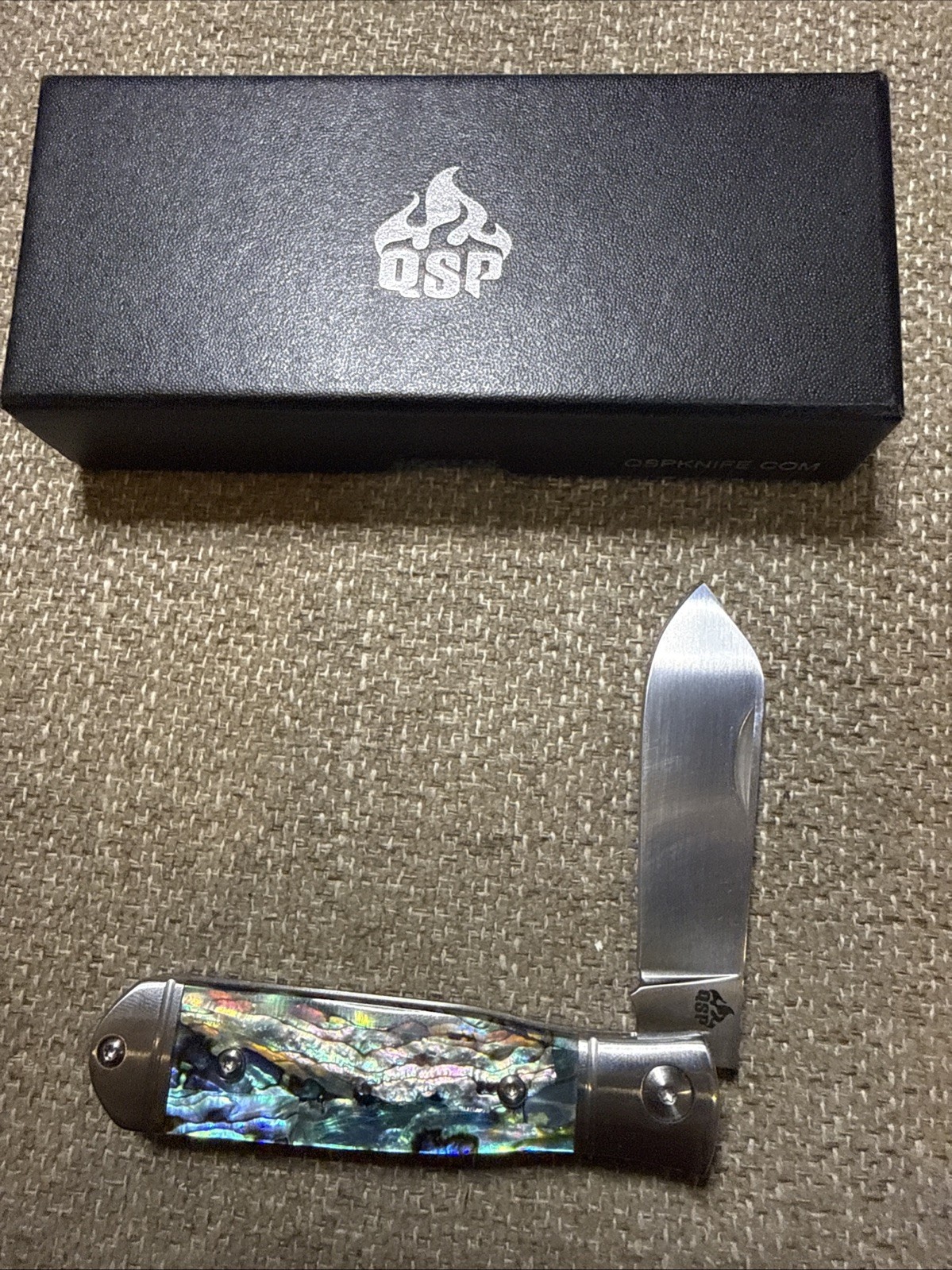 QS167A - QSP Jumping Jack Slip Joint Abalone Sandvik (14C28N) Steel Pocket Knife