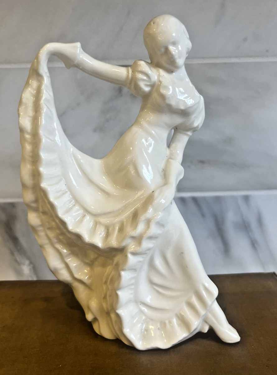 Vintage White Porcelain Dancing Lady Figurine Japan 6\