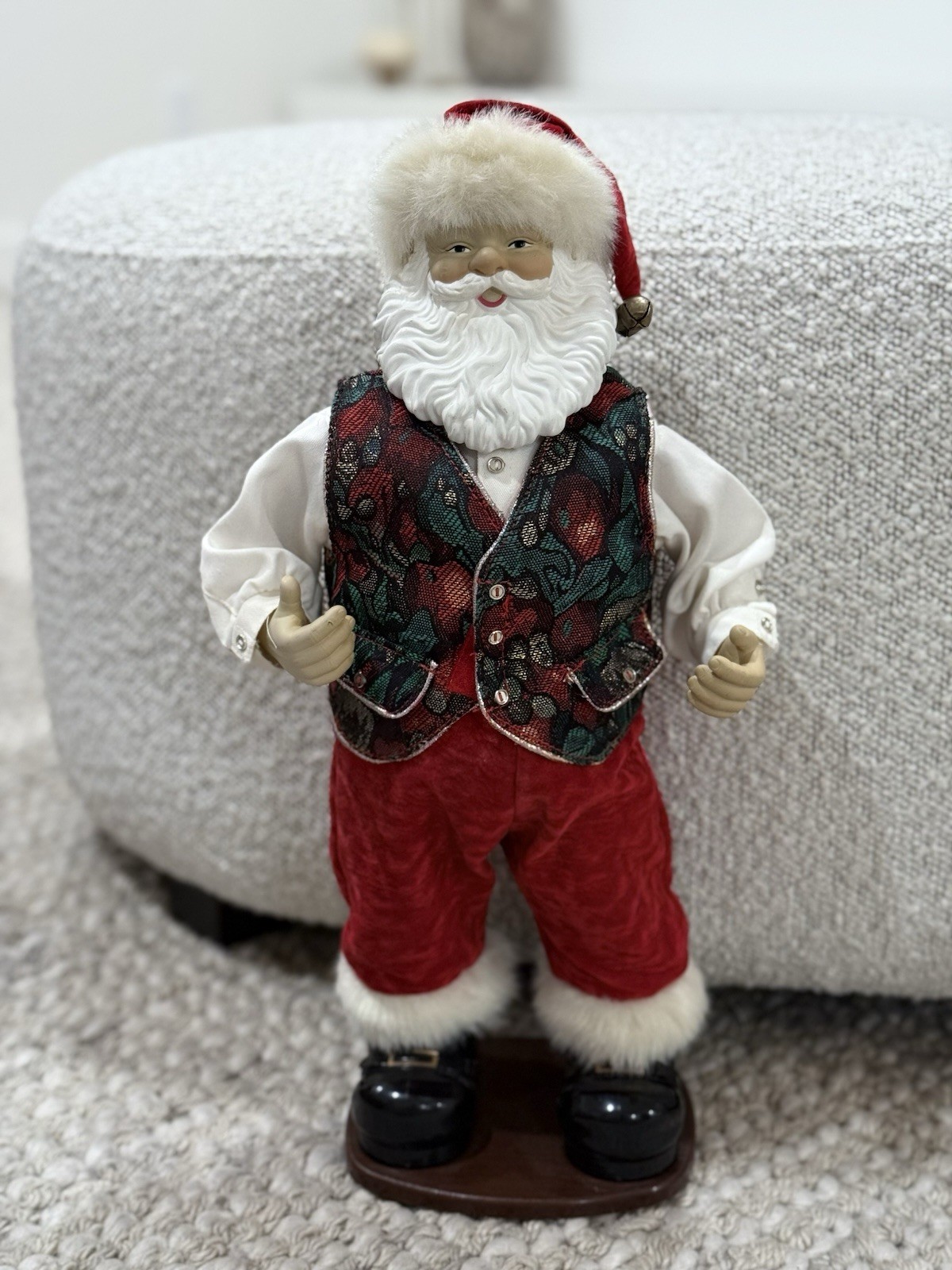 SEE VIDEO Rockin Around Santa Dancing Christmas Figure WORKS, W/CORD, NO BOX