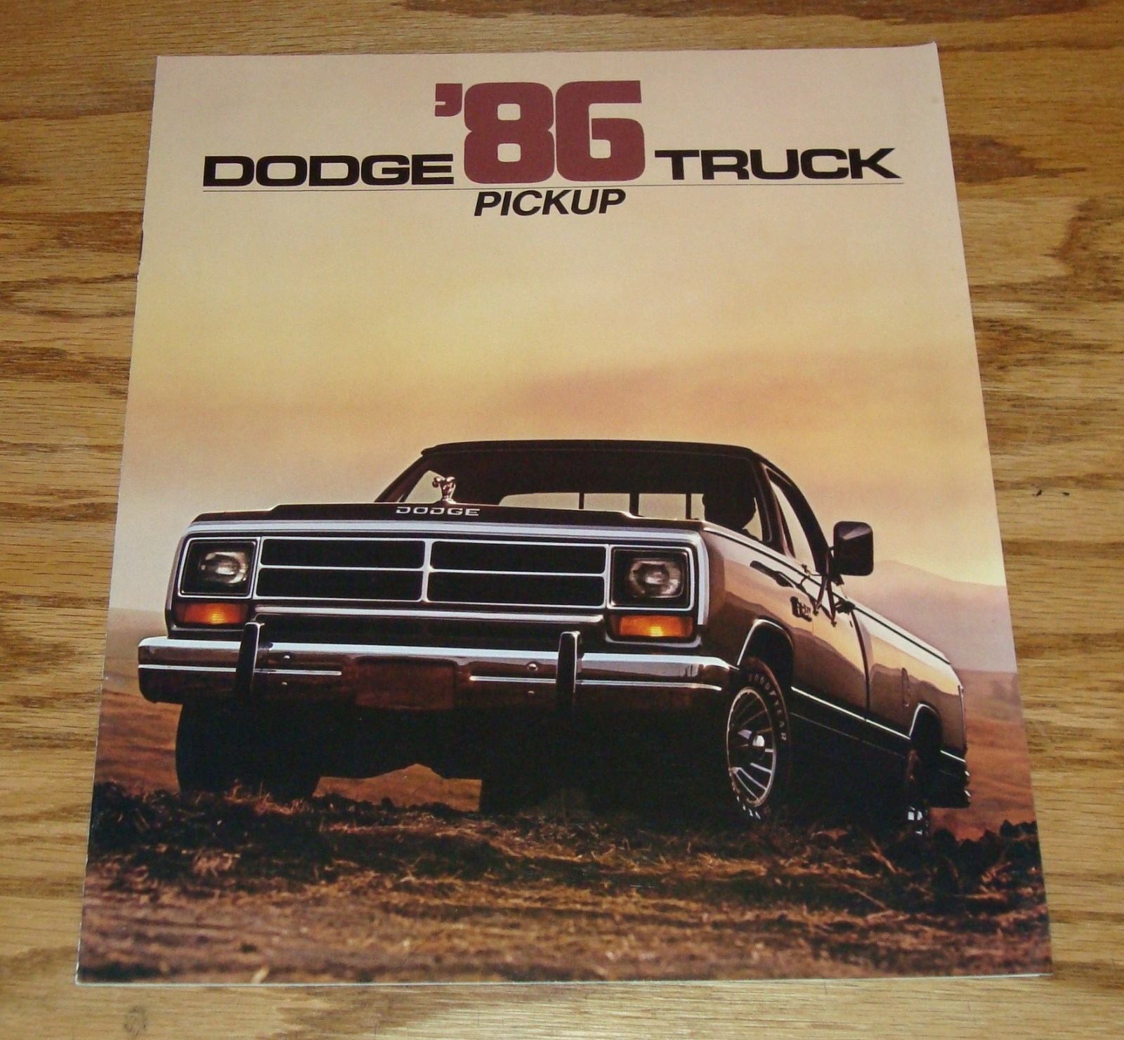 Original 1986 Dodge Pickup Truck Sales Brochure 86 D W 100 150 250 350