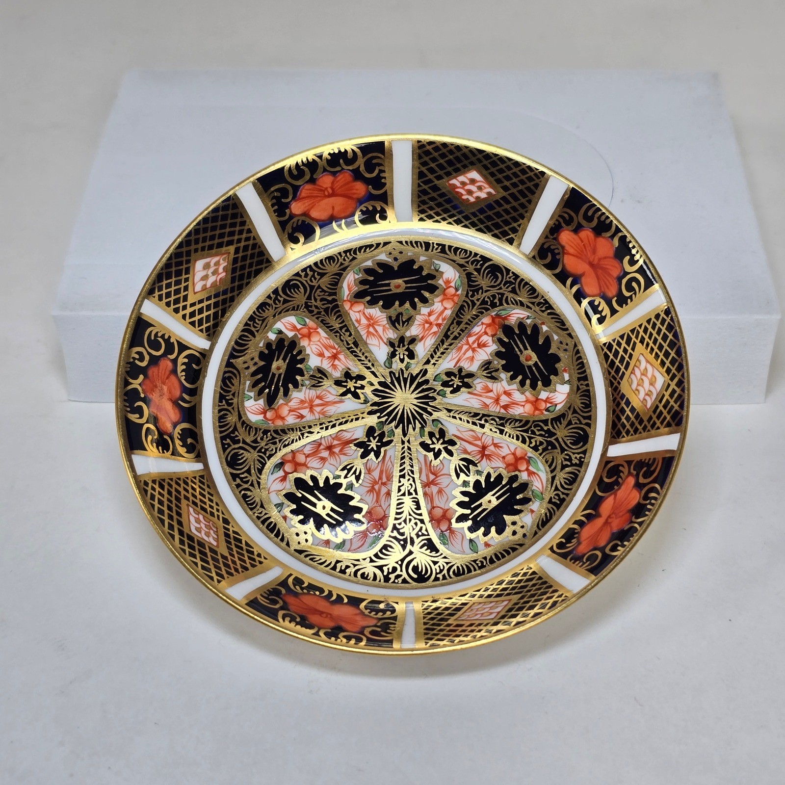 Royal Crown Derby Old Imari 1128 Bone China Small Butter Pin Dish Plate